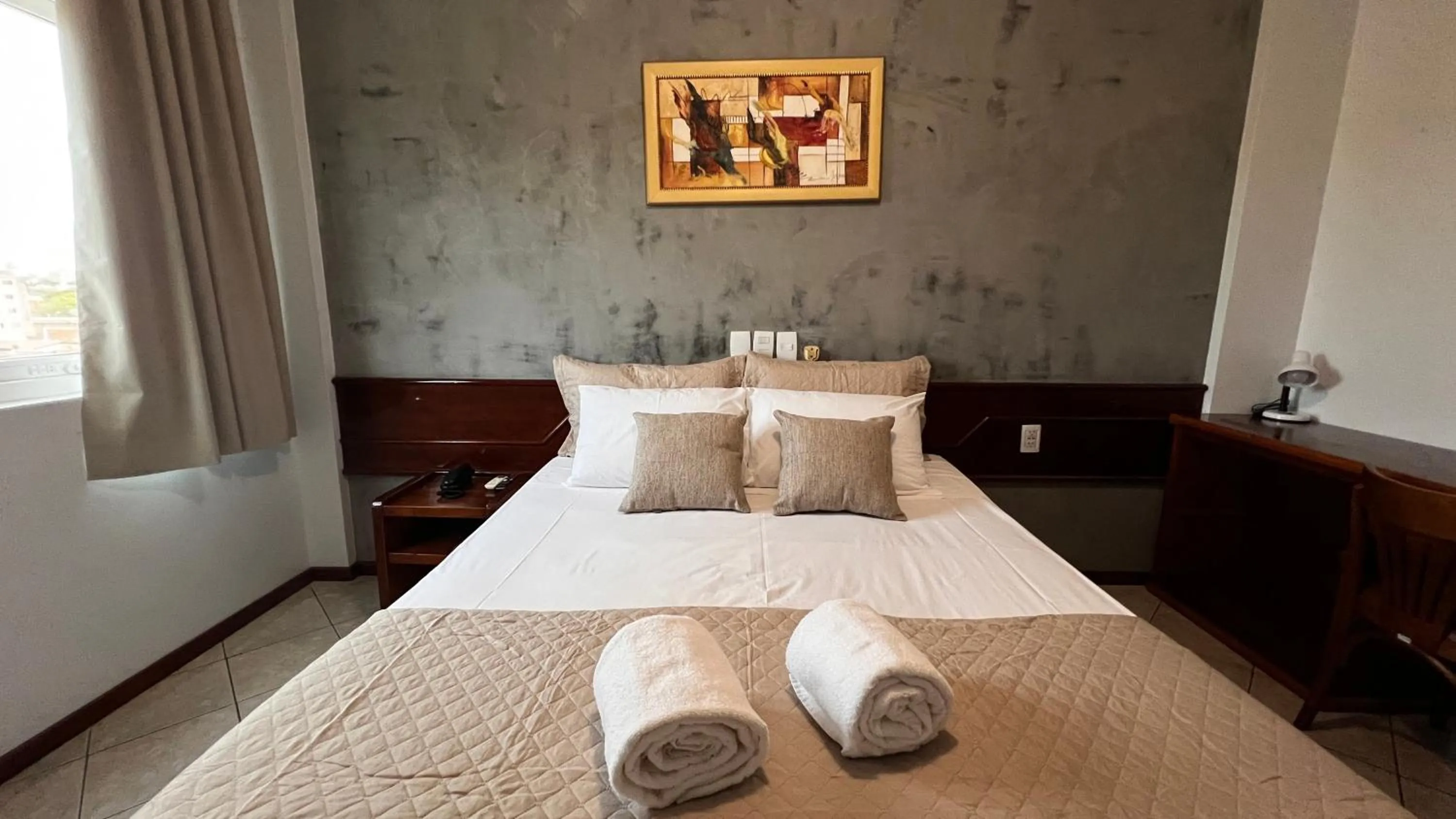 Photo of the whole room, Bed in Hotel Portinari Ponte da Amizade