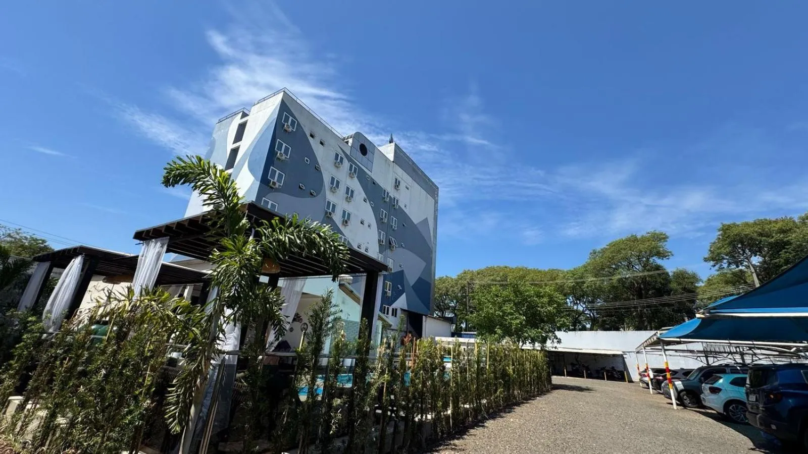 Facade/entrance in Hotel Portinari Ponte da Amizade