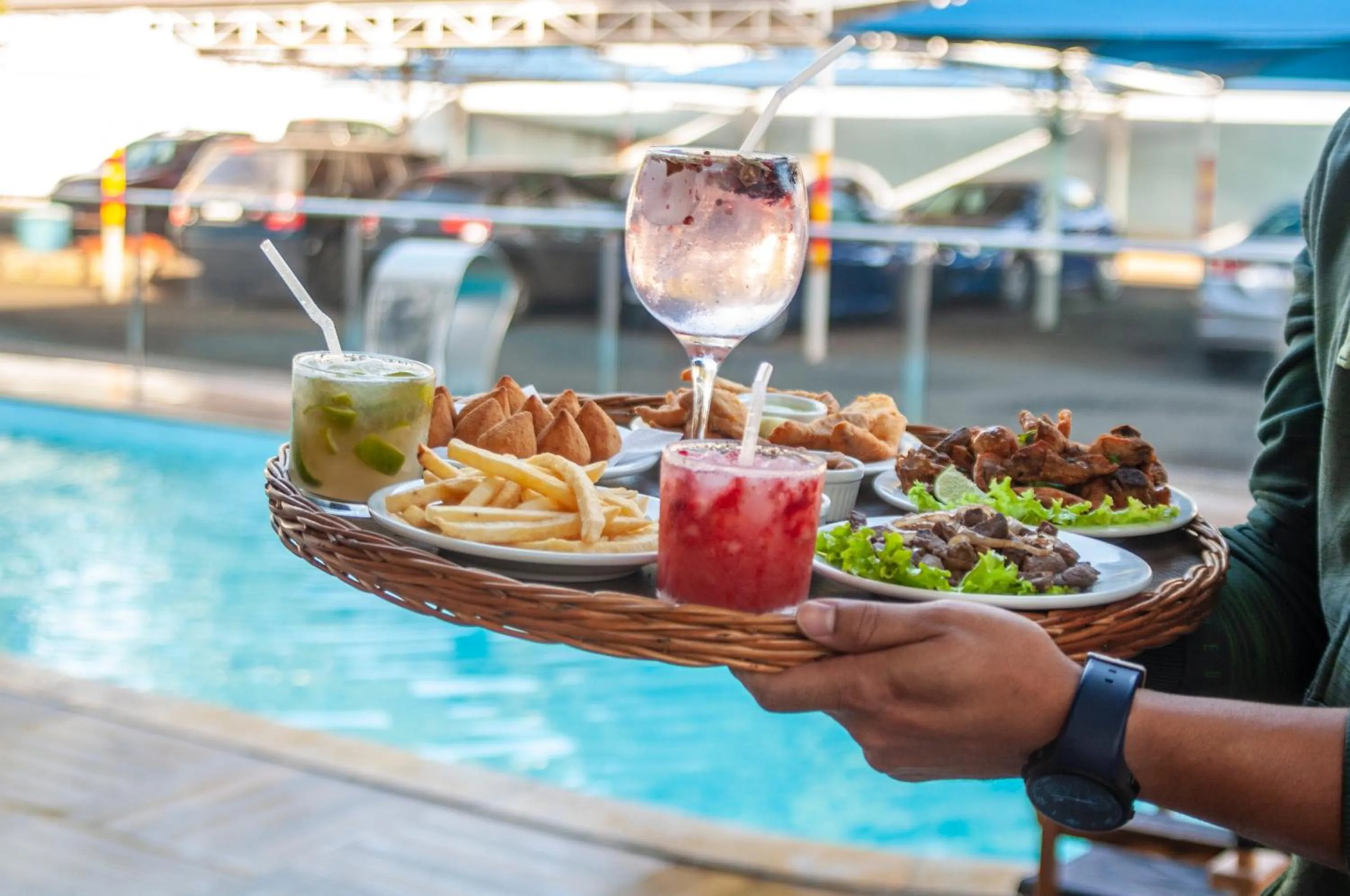 Restaurant/places to eat in Hotel Portinari Ponte da Amizade