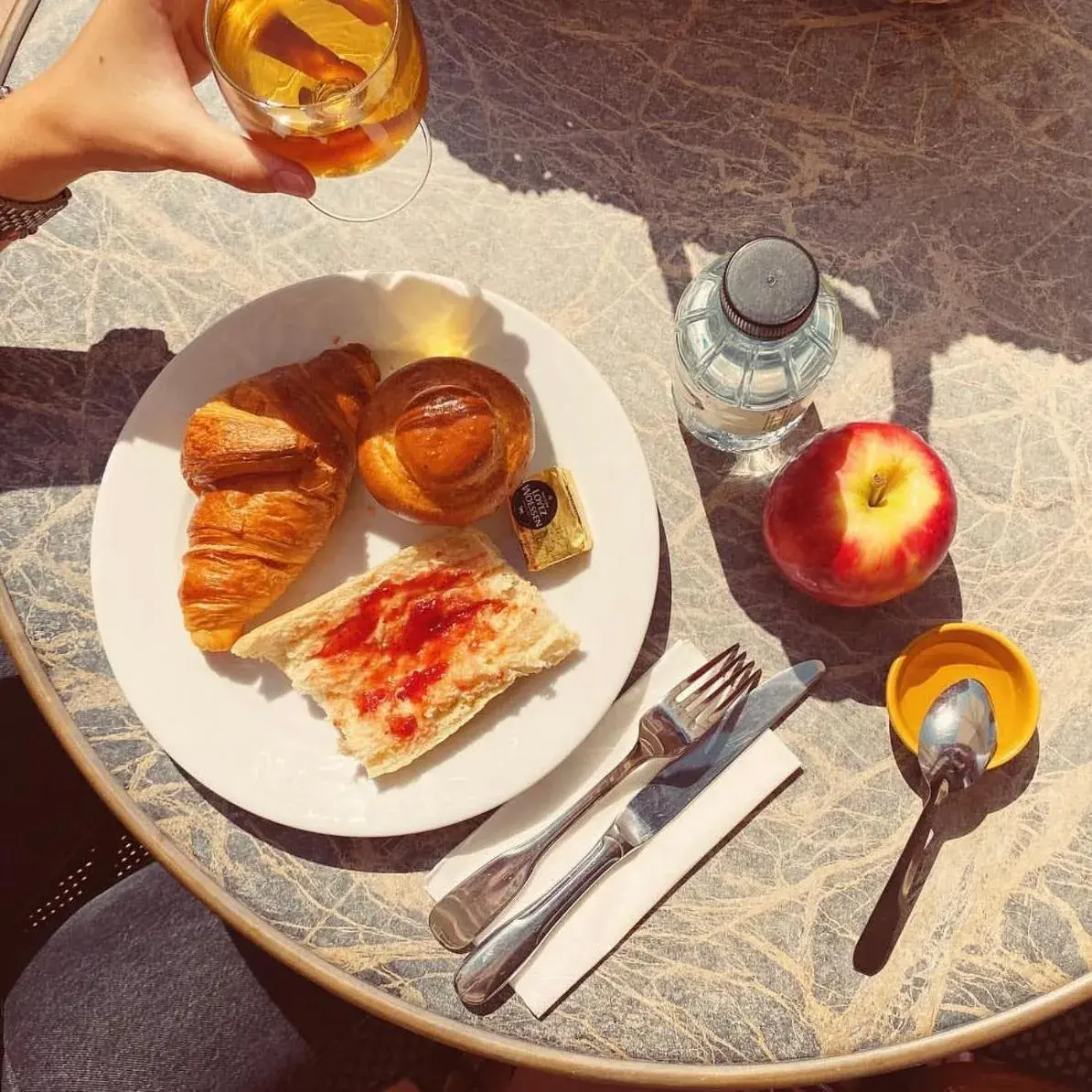 Food and drinks in Sun Beach Food and drinks in Sun Beach