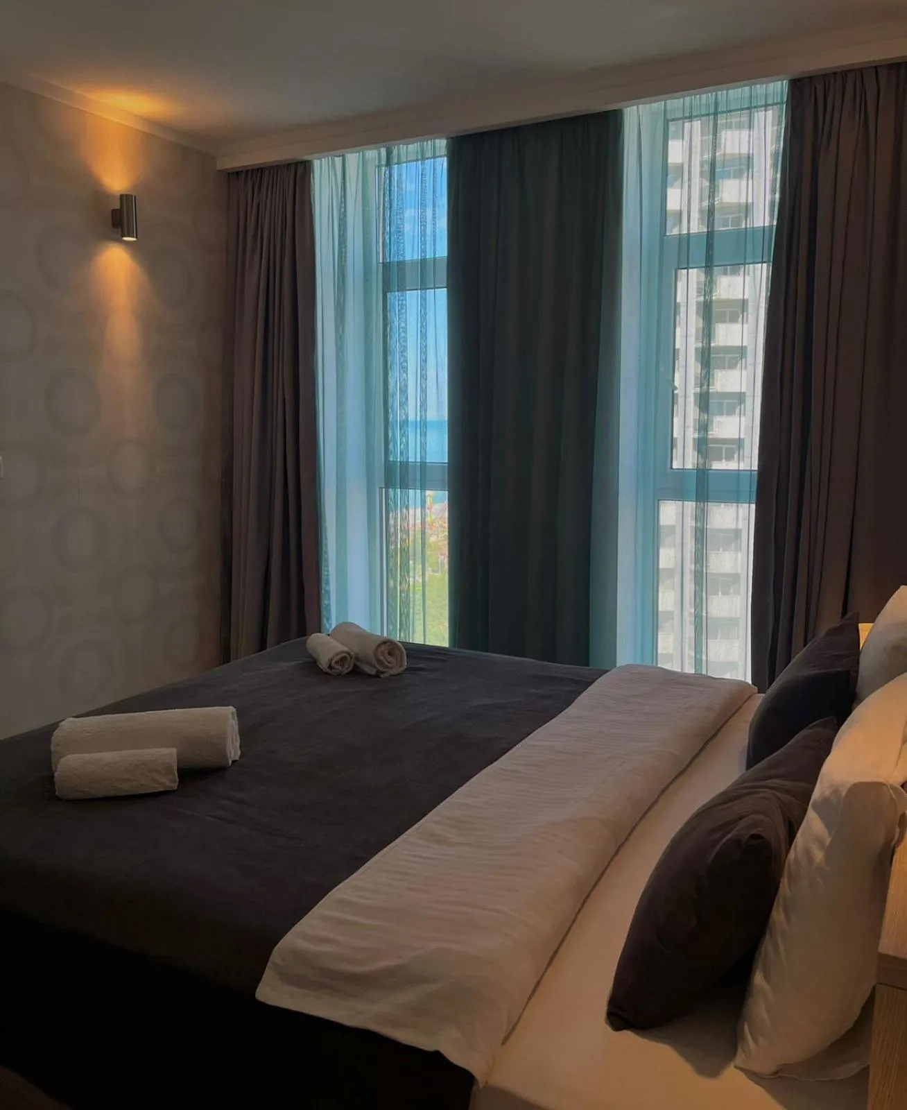 Bed in Aparthotel Holiday Lux Batumi