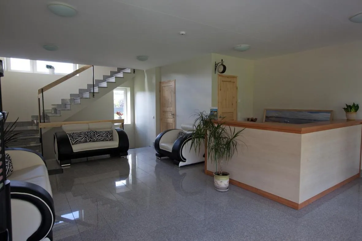 Lobby or reception in Love Island 2