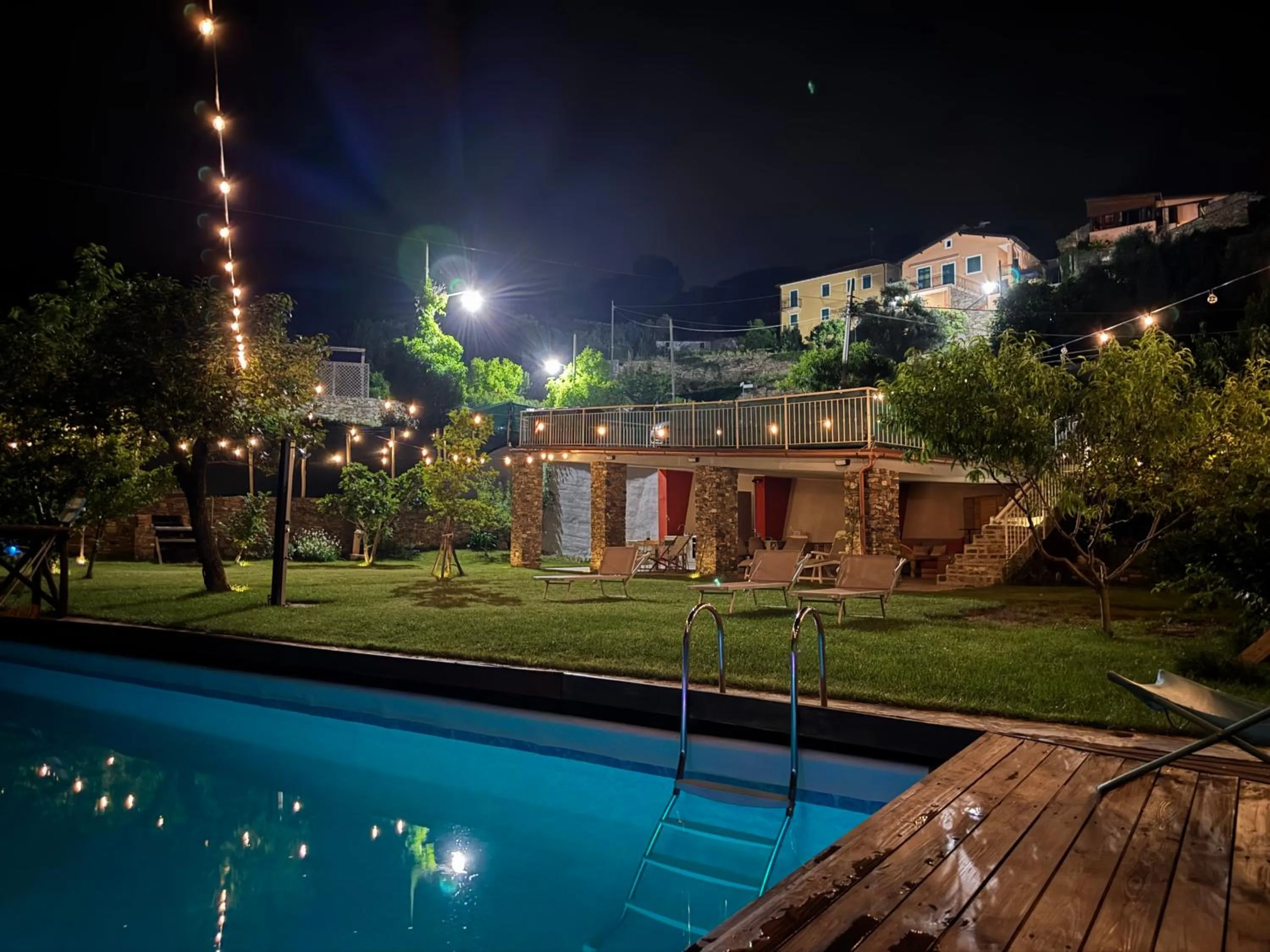 Property building in Ligo