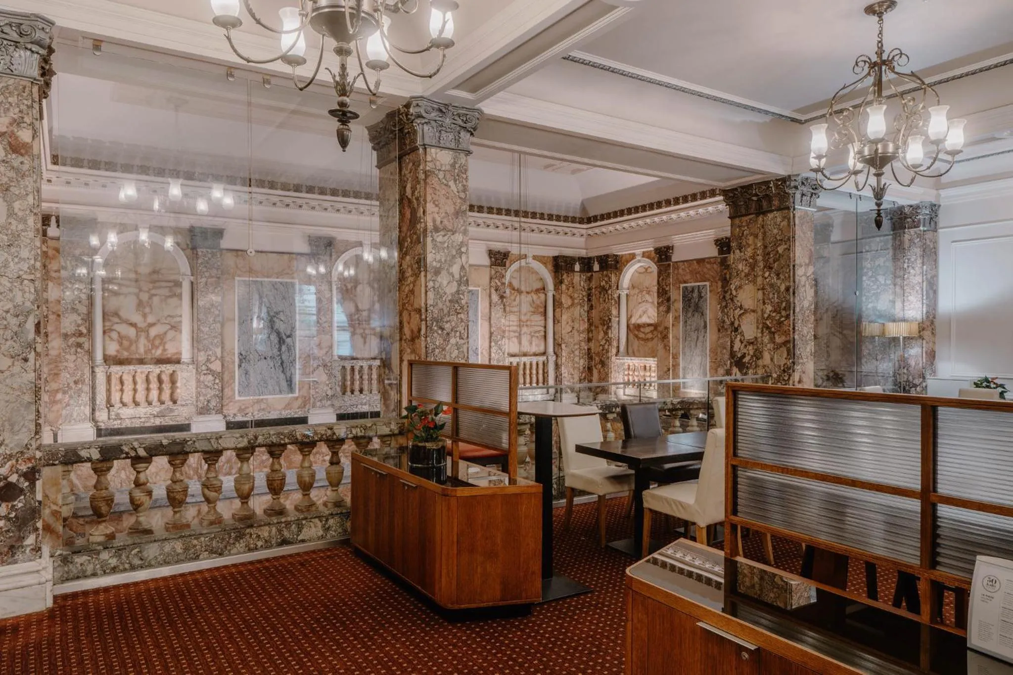 Lounge or bar in Club Quarters Hotel Trafalgar Square, London