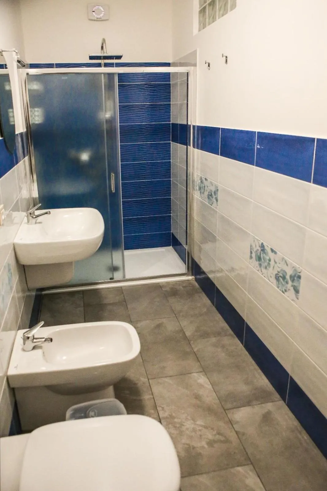 Bathroom in APRILE Bed and Breakfast