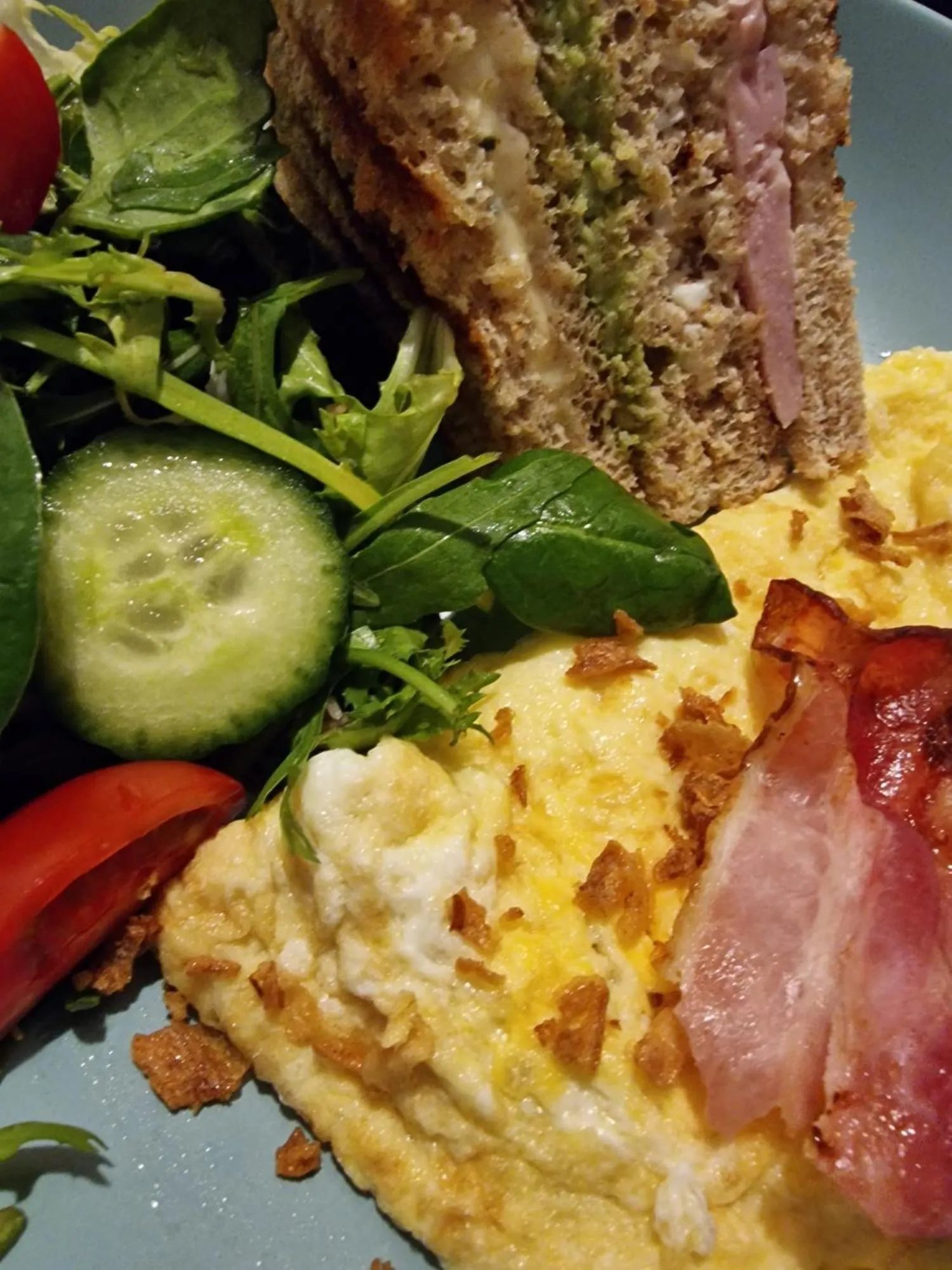 Breakfast in Poet Pastior Residence