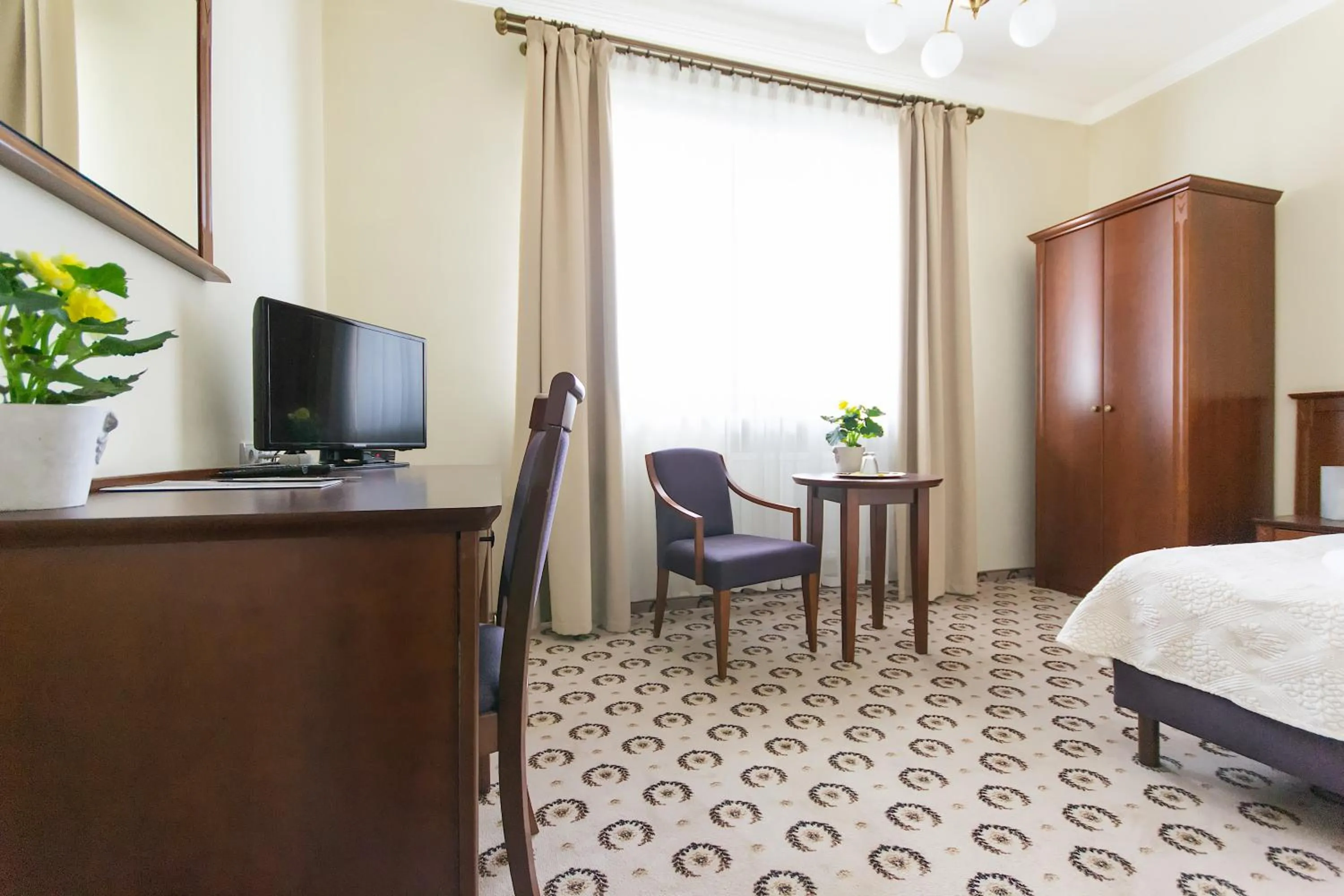 Bed in Astoria Bed & Breakfast