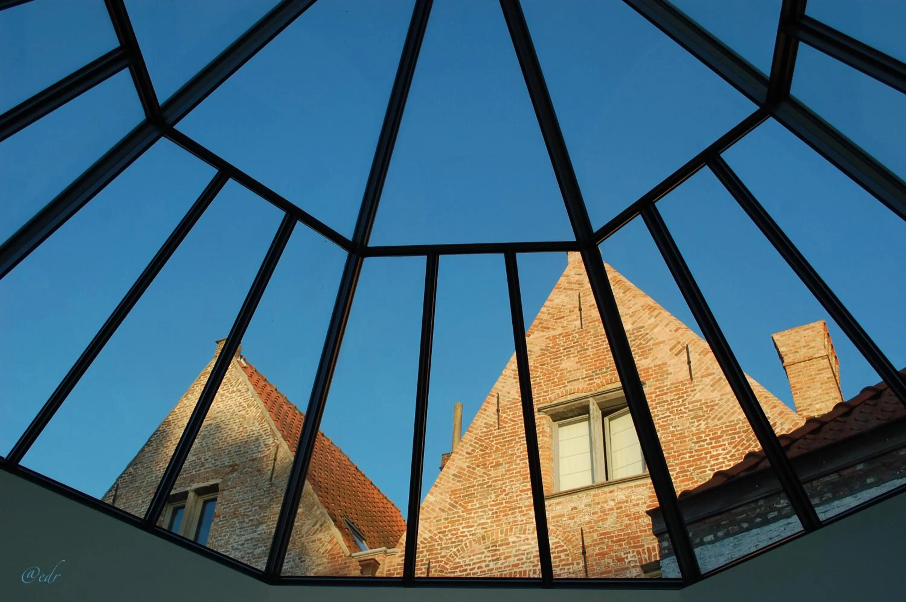 Facade/entrance in B&B Huis Willaeys