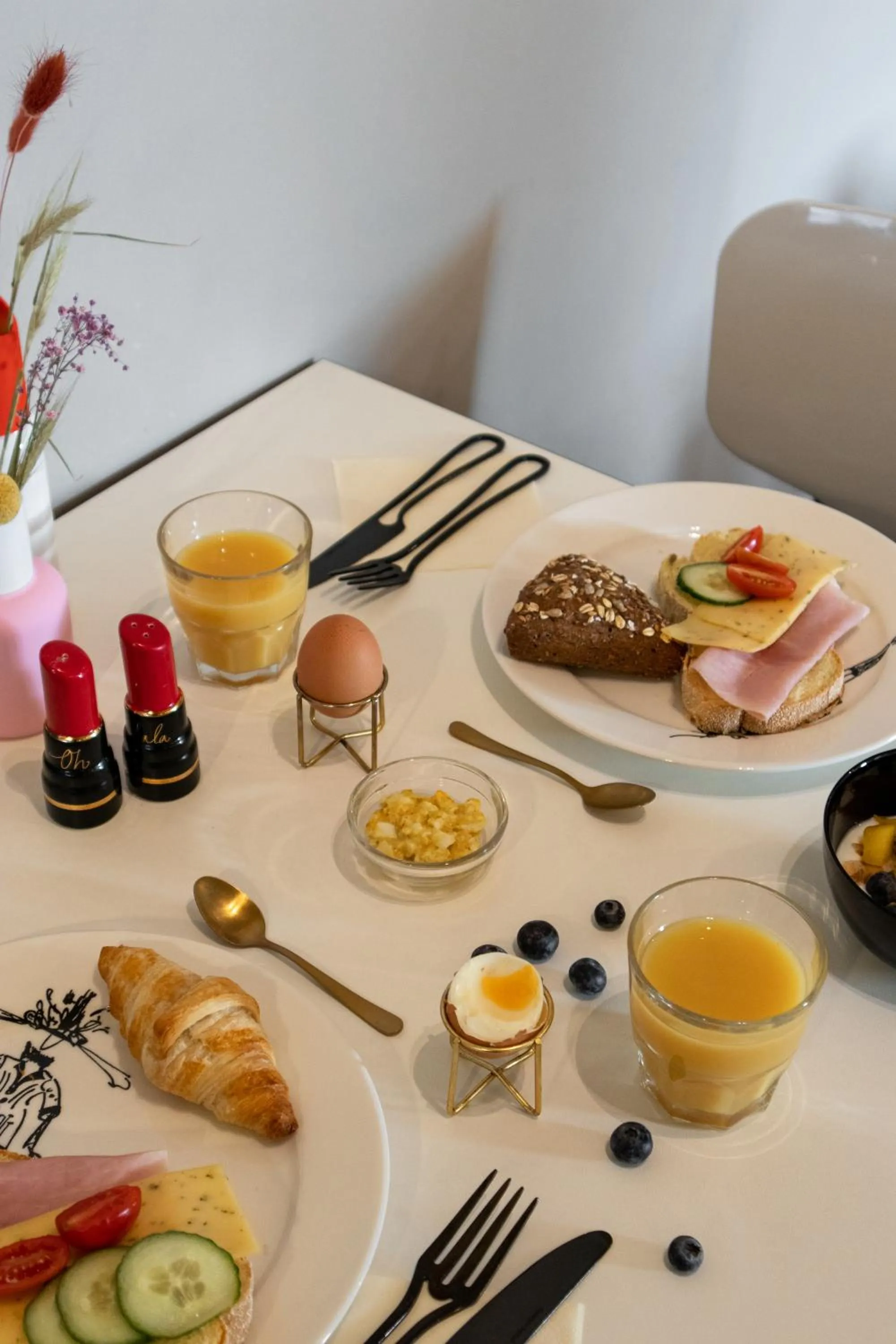Breakfast in Design Hotel Modez