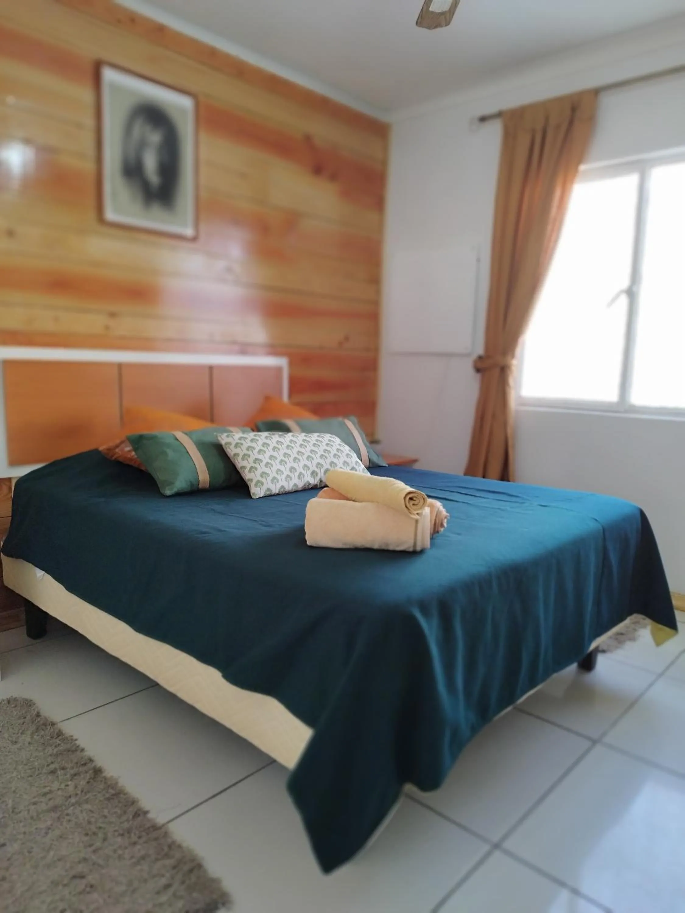 Double Room with Shared Bathroom - single occupancy in Aji Verde Hostel