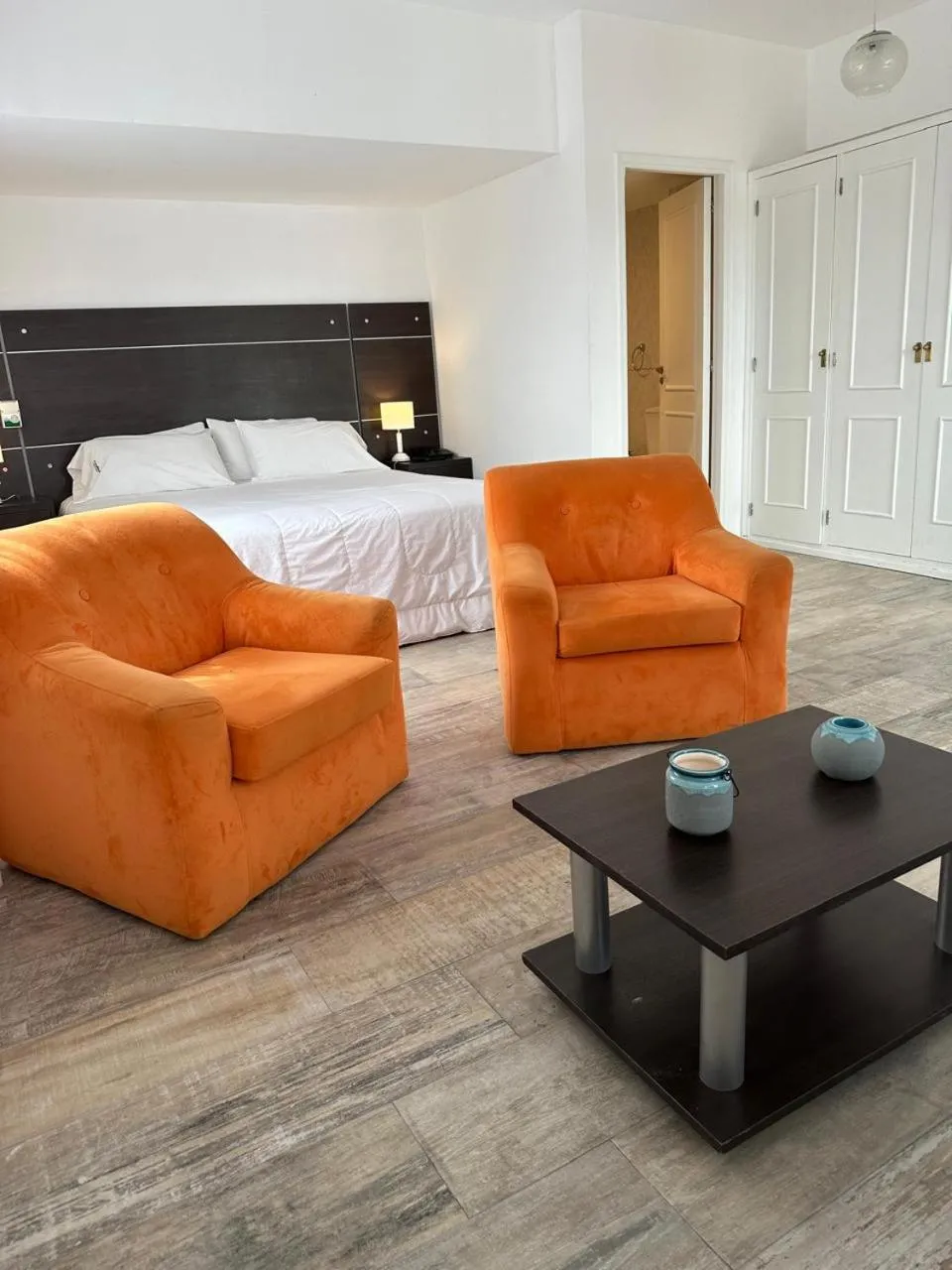Photo of the whole room in Montecarlo Apartment & Suite