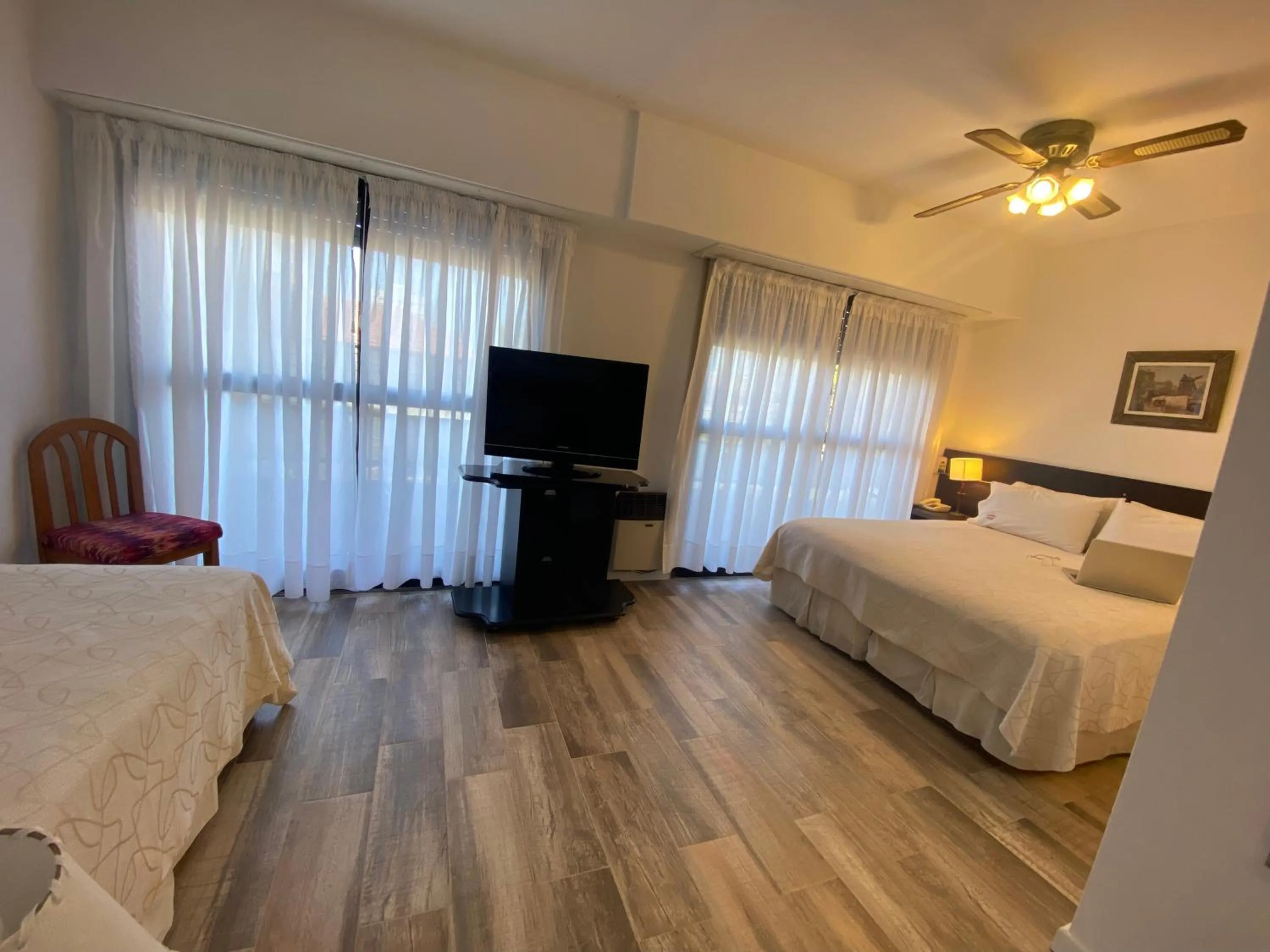 Photo of the whole room, Bed in Montecarlo Apartment & Suite