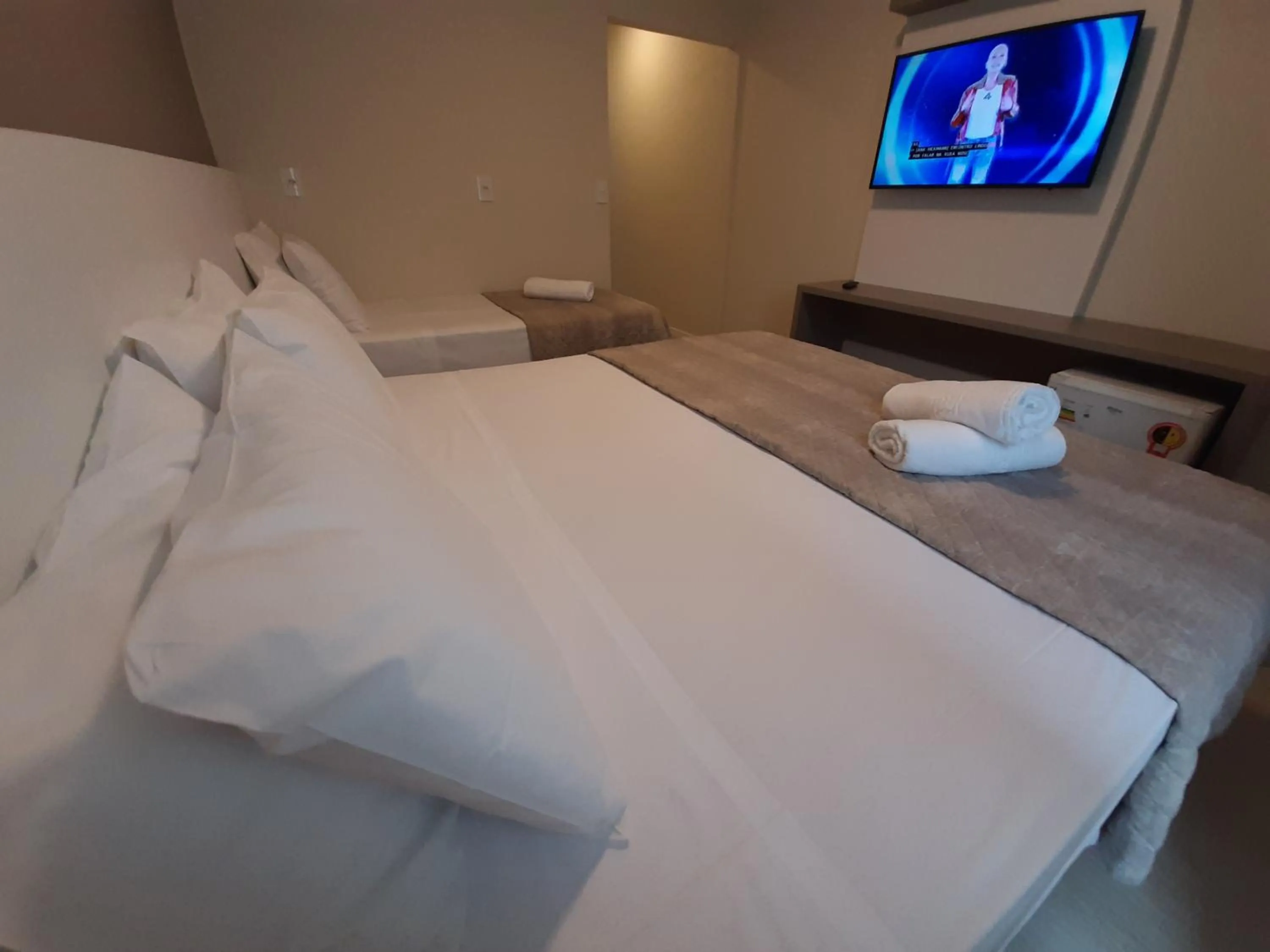 Bed in Caravaggio Praia Hotel