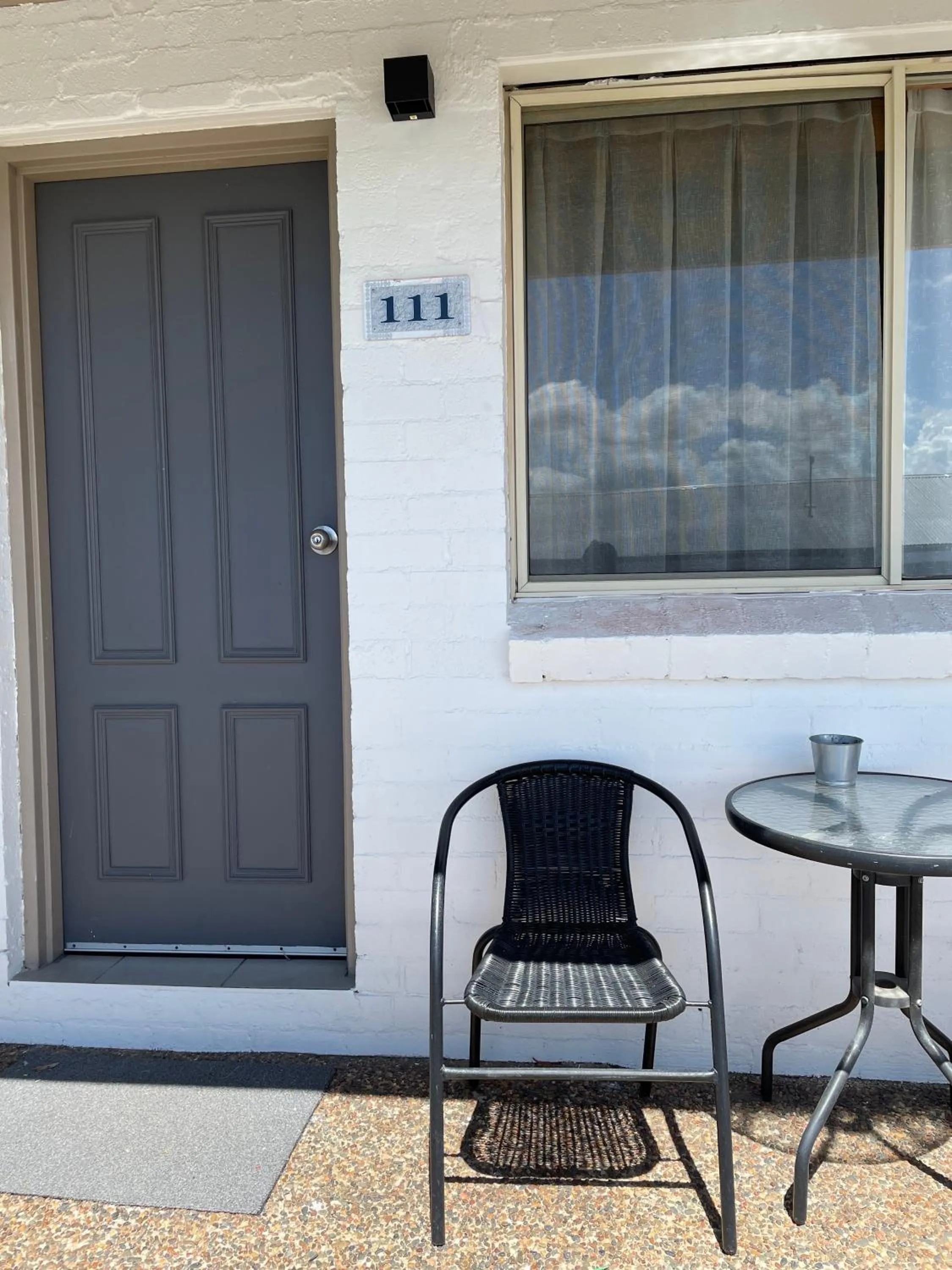 Patio in Balan Village Motel