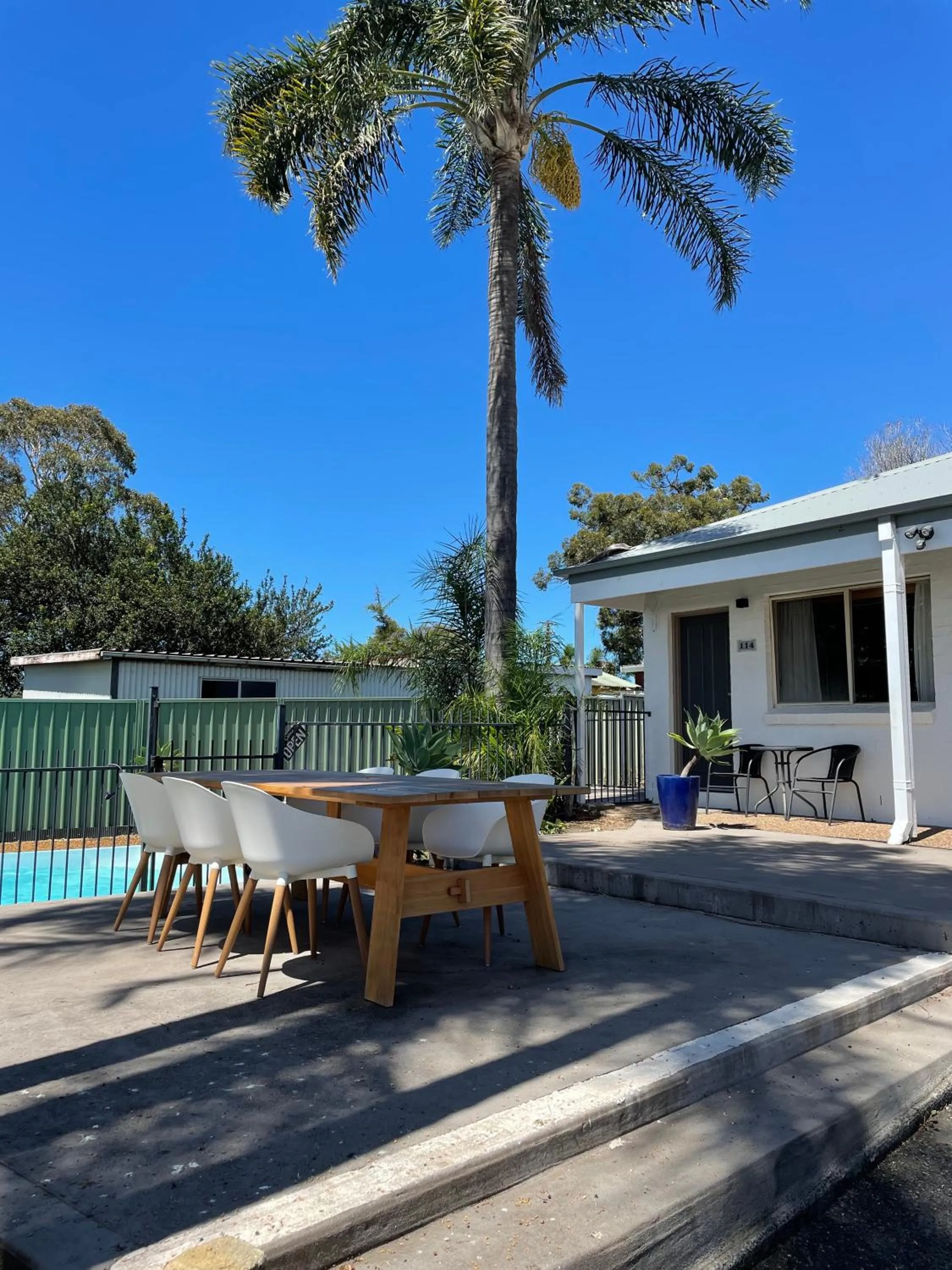 BBQ facilities in Balan Village Motel