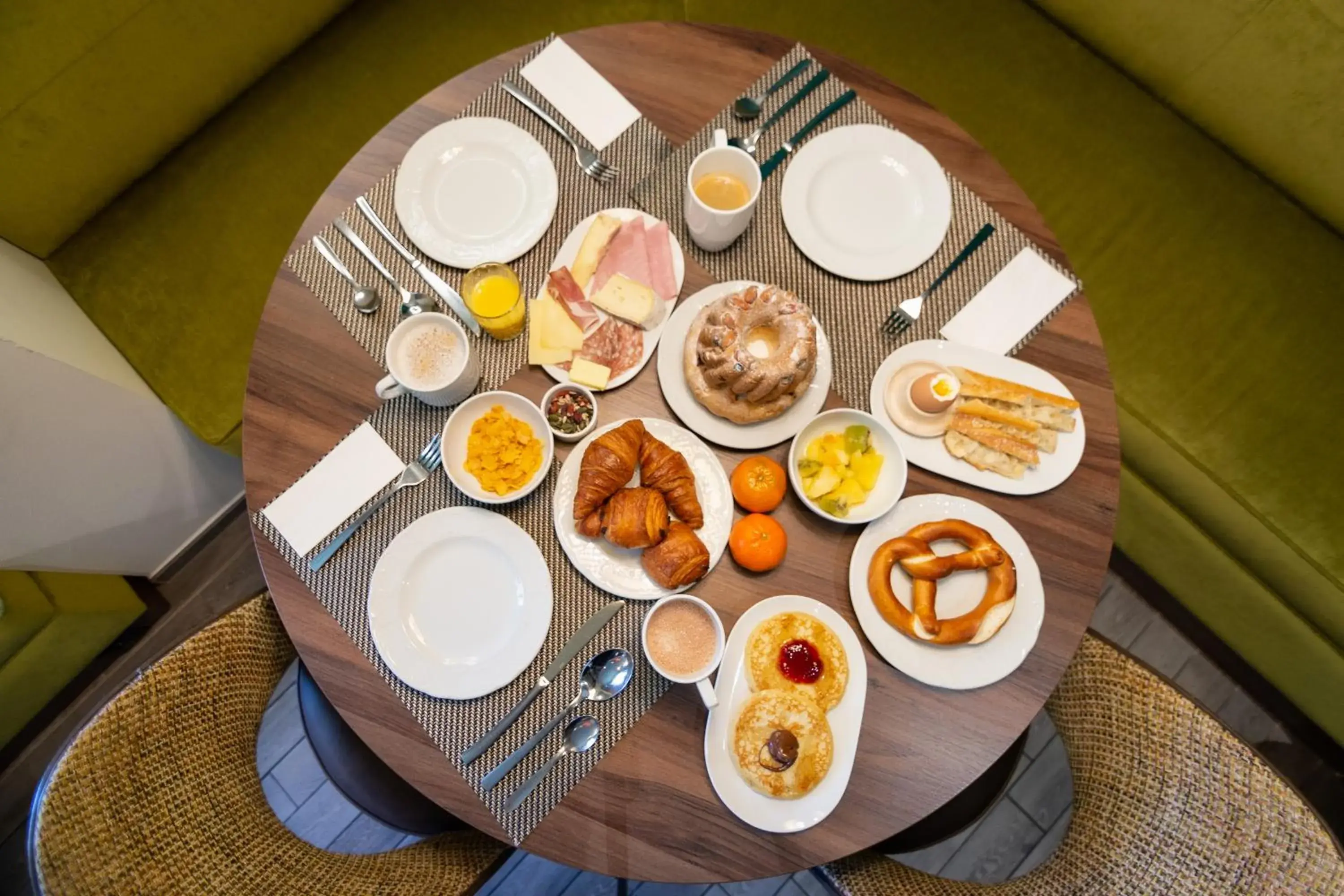 Breakfast in Hôtel Turenne