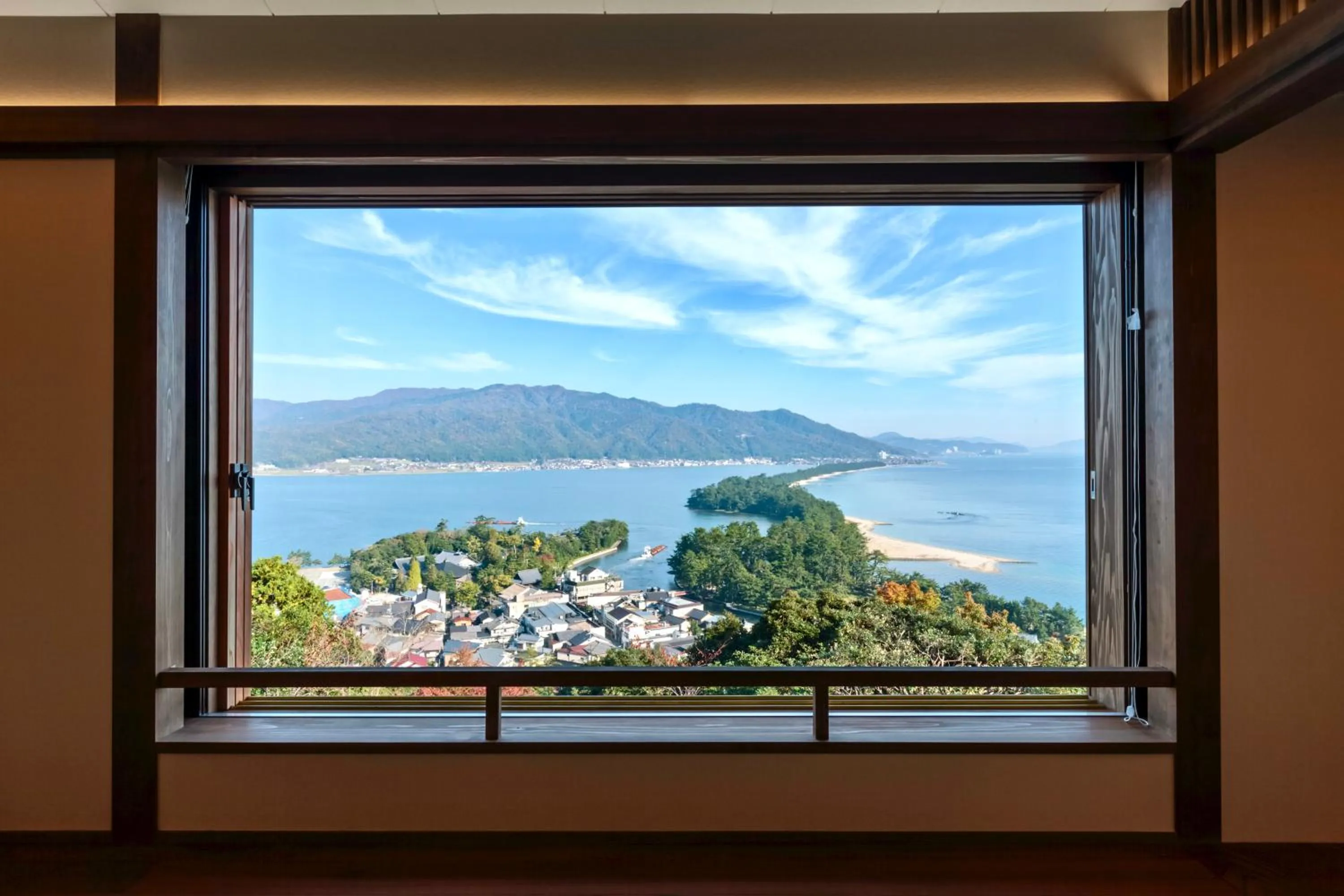 Photo of the whole room in Genmyoan