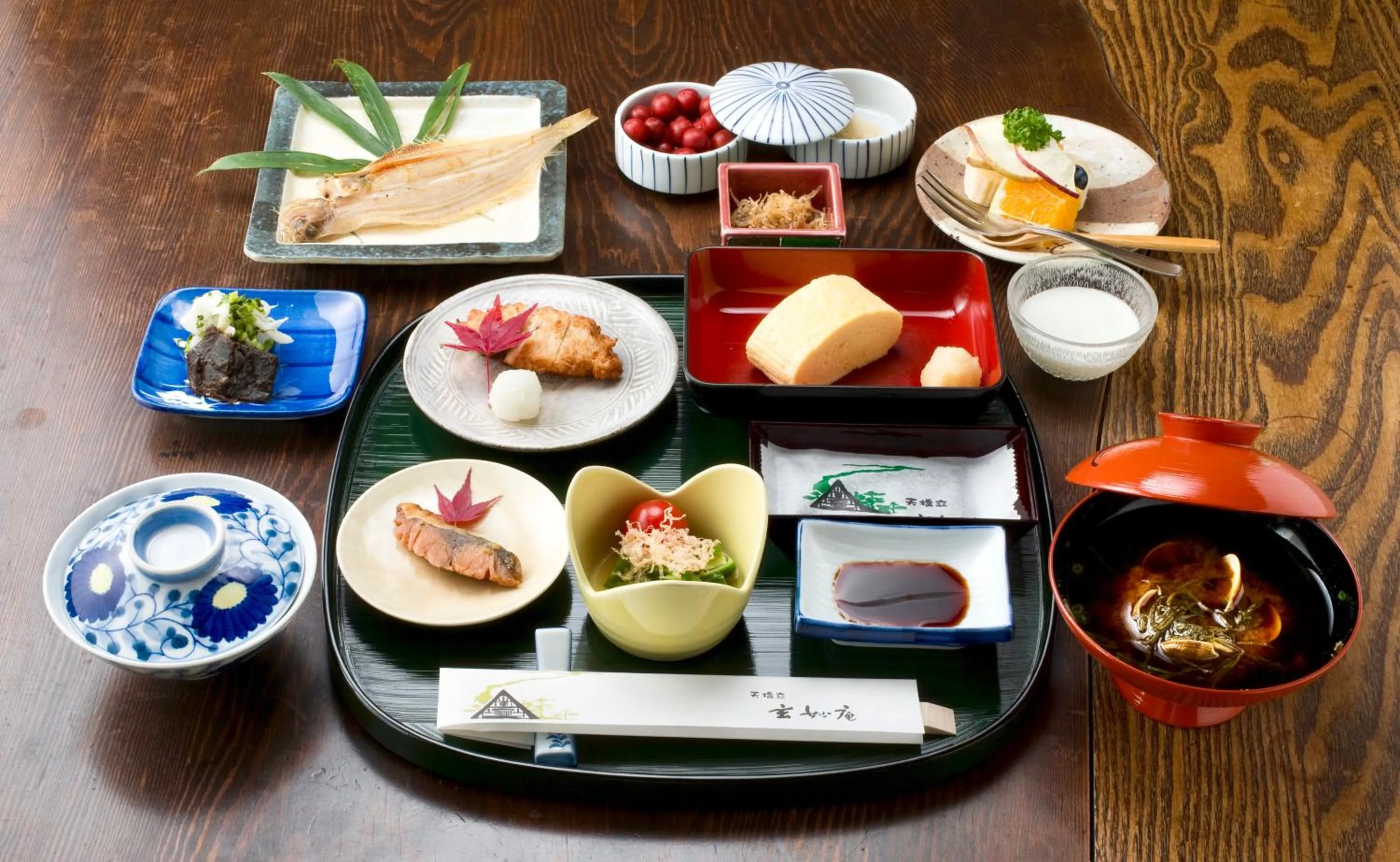 Food close-up in Genmyoan