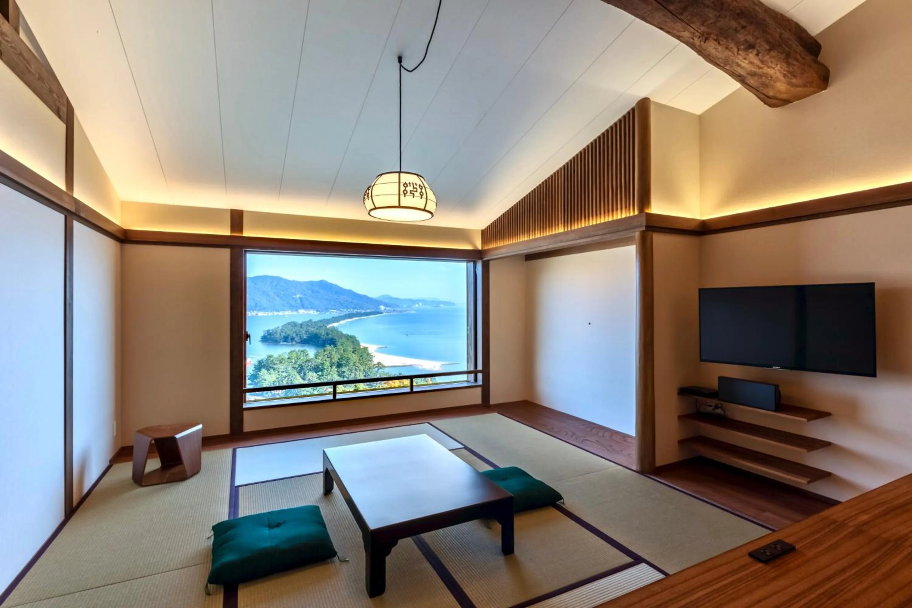 Photo of the whole room in Genmyoan