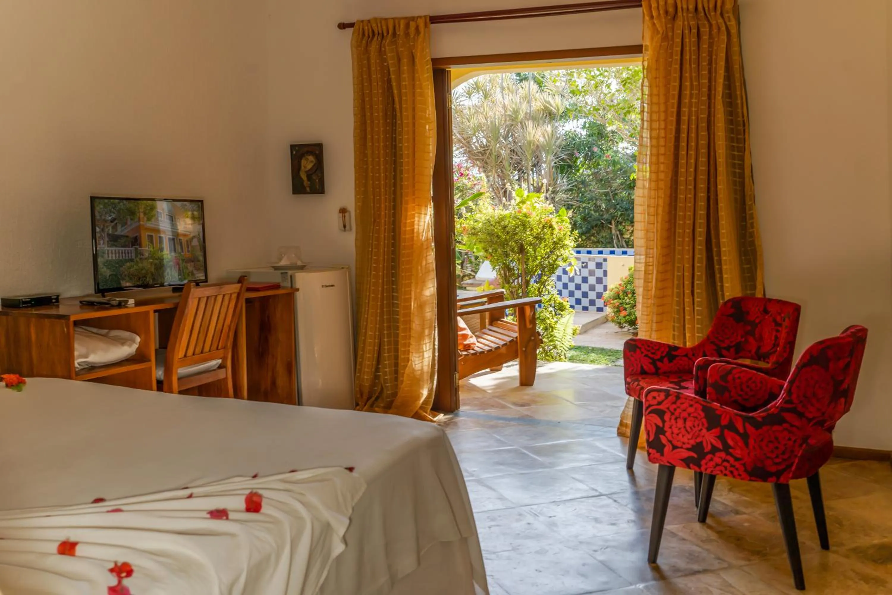 Living room, Bed in Hotel Villa Terra Viva