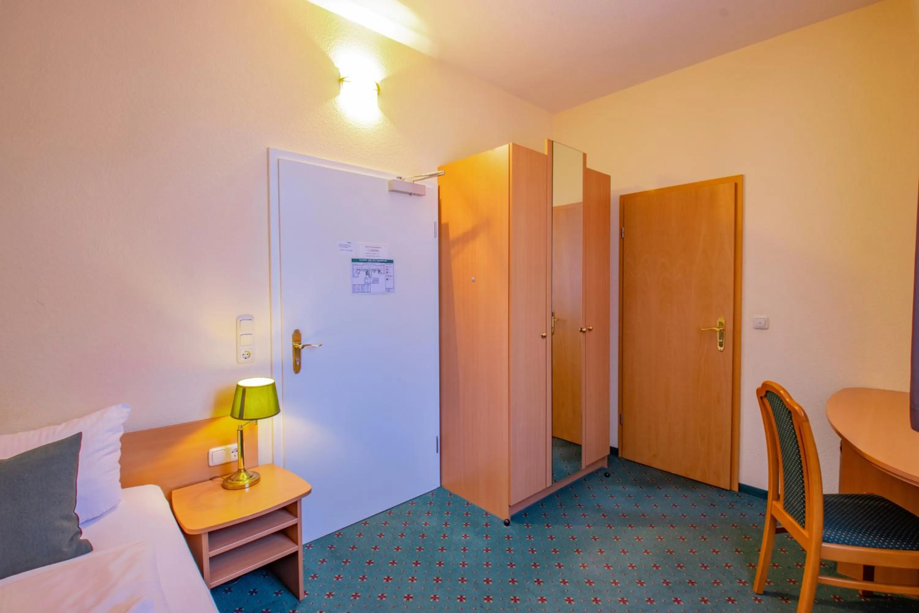 Photo of the whole room in Ferien Hotel Villa Südharz