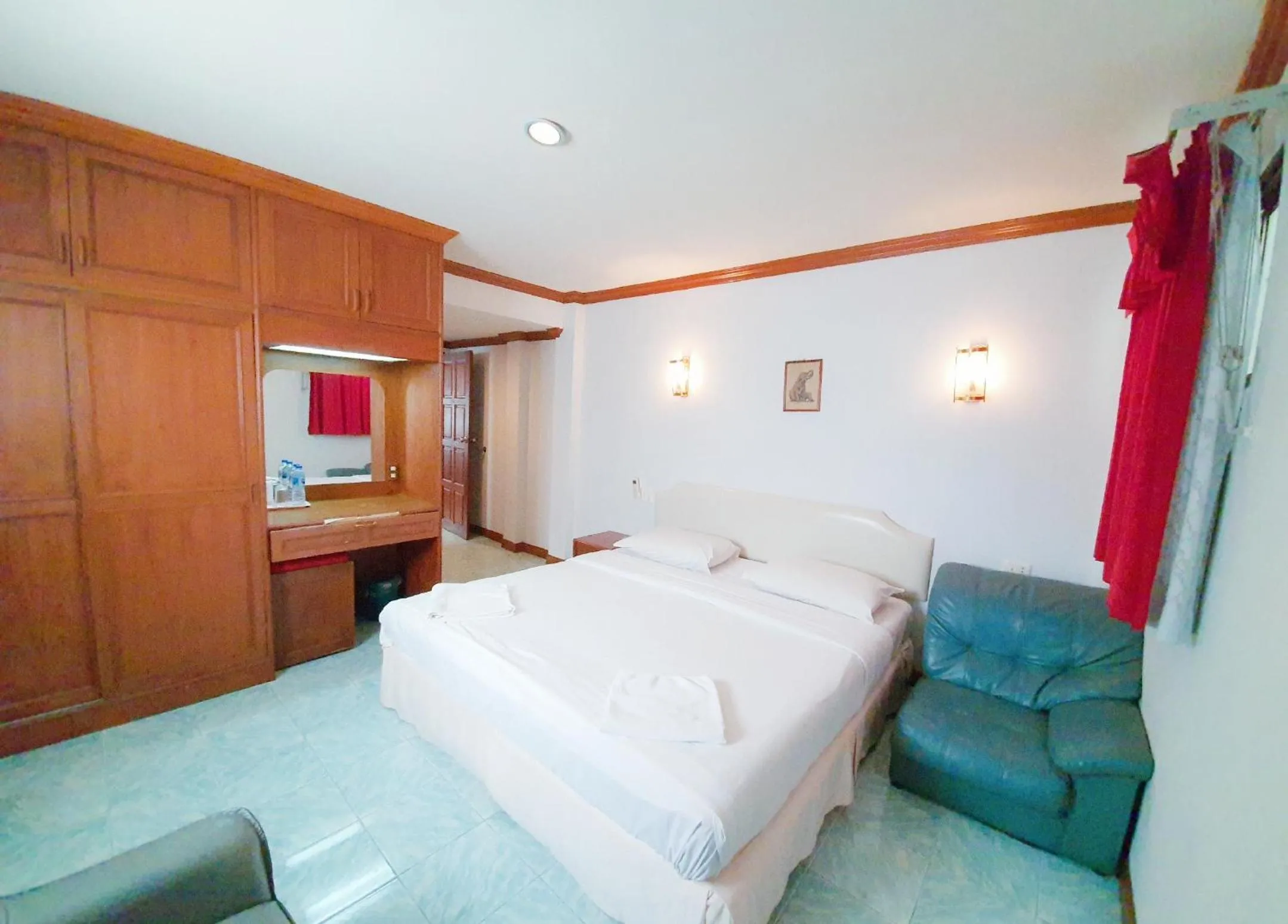 Double Room in Break Point Patong Hotel