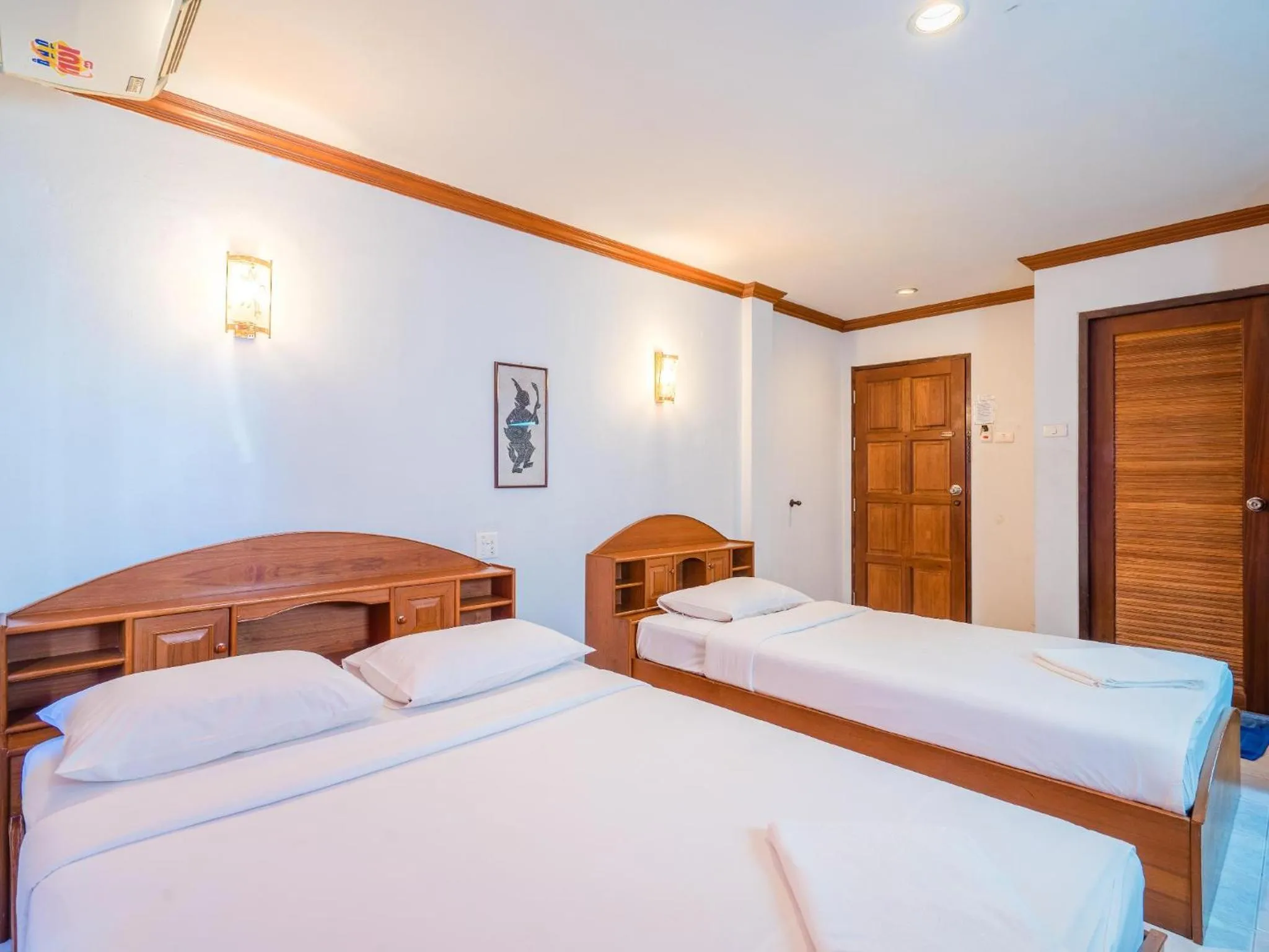 Triple Room in Break Point Patong Hotel