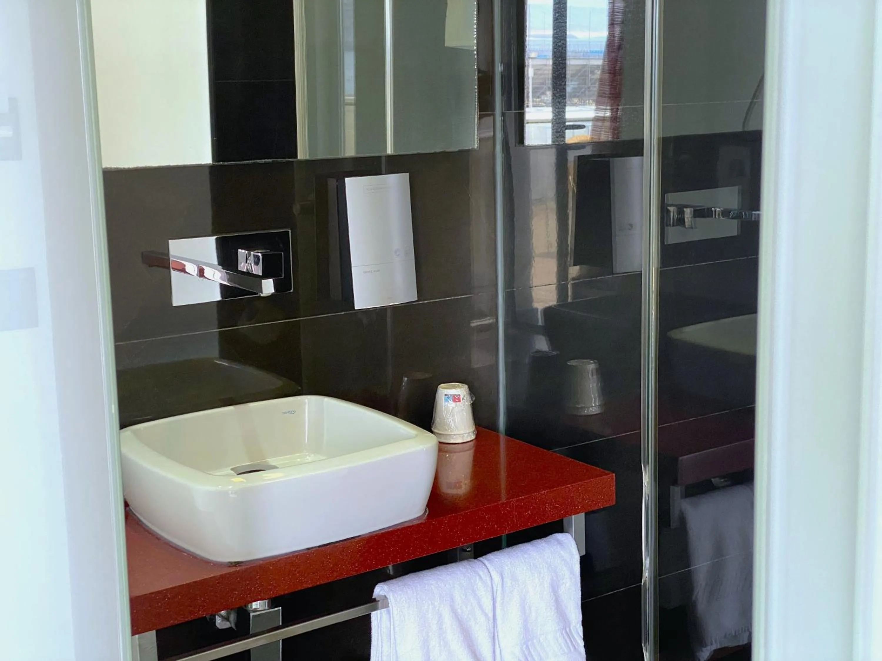 Bathroom in Hotel Oceano