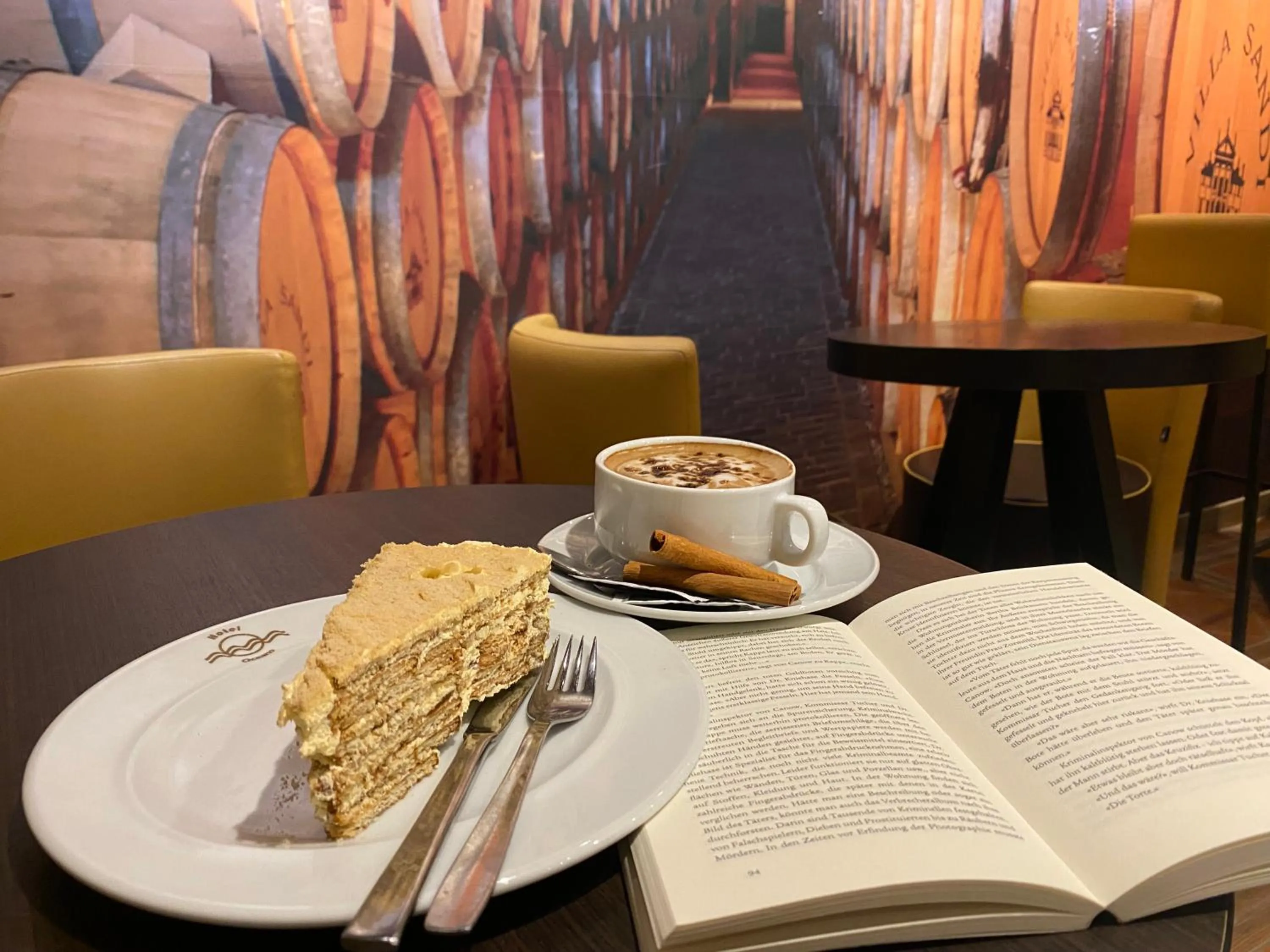 Seating area in Hotel Oceano