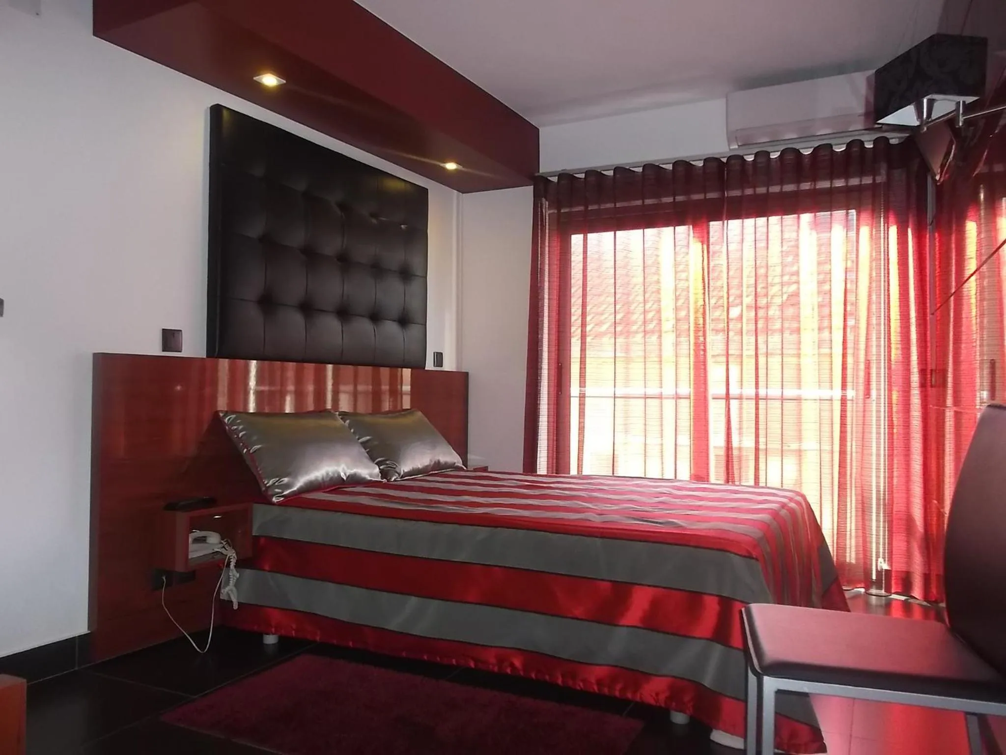 Photo of the whole room, Bed in Hotel Oceano