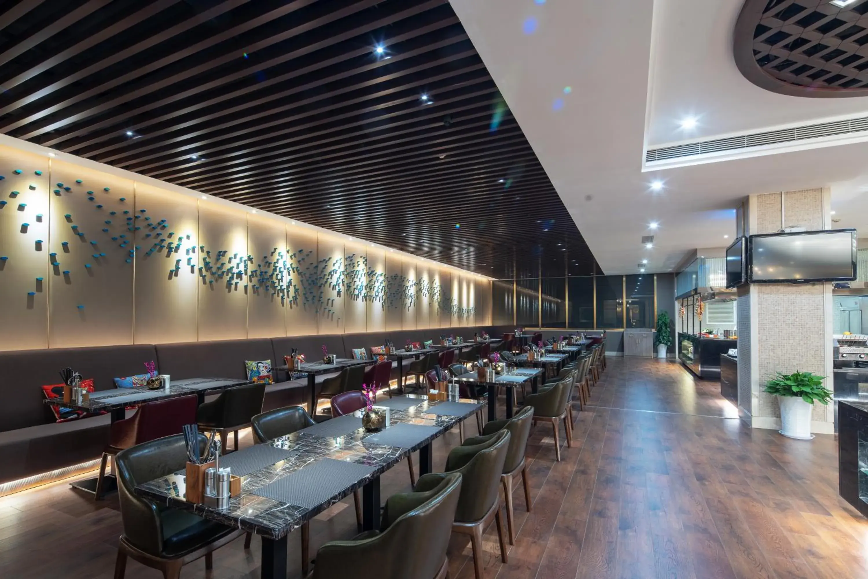 Restaurant/places to eat in Jin Jiang West Capital International Hotel Restaurant/places to eat in Jin Jiang West Capital International Hotel