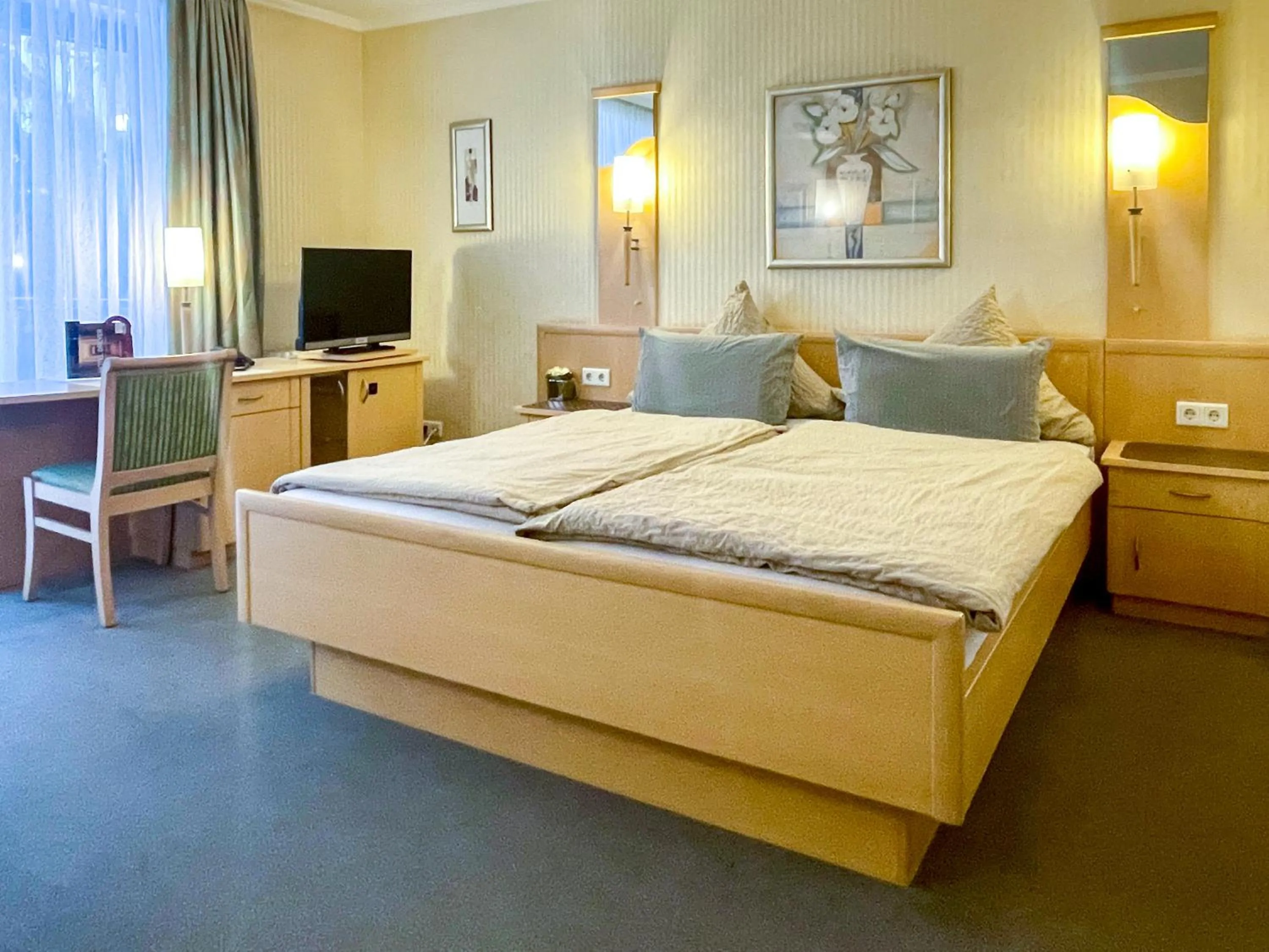 Bed in Hotel Dreyer Garni