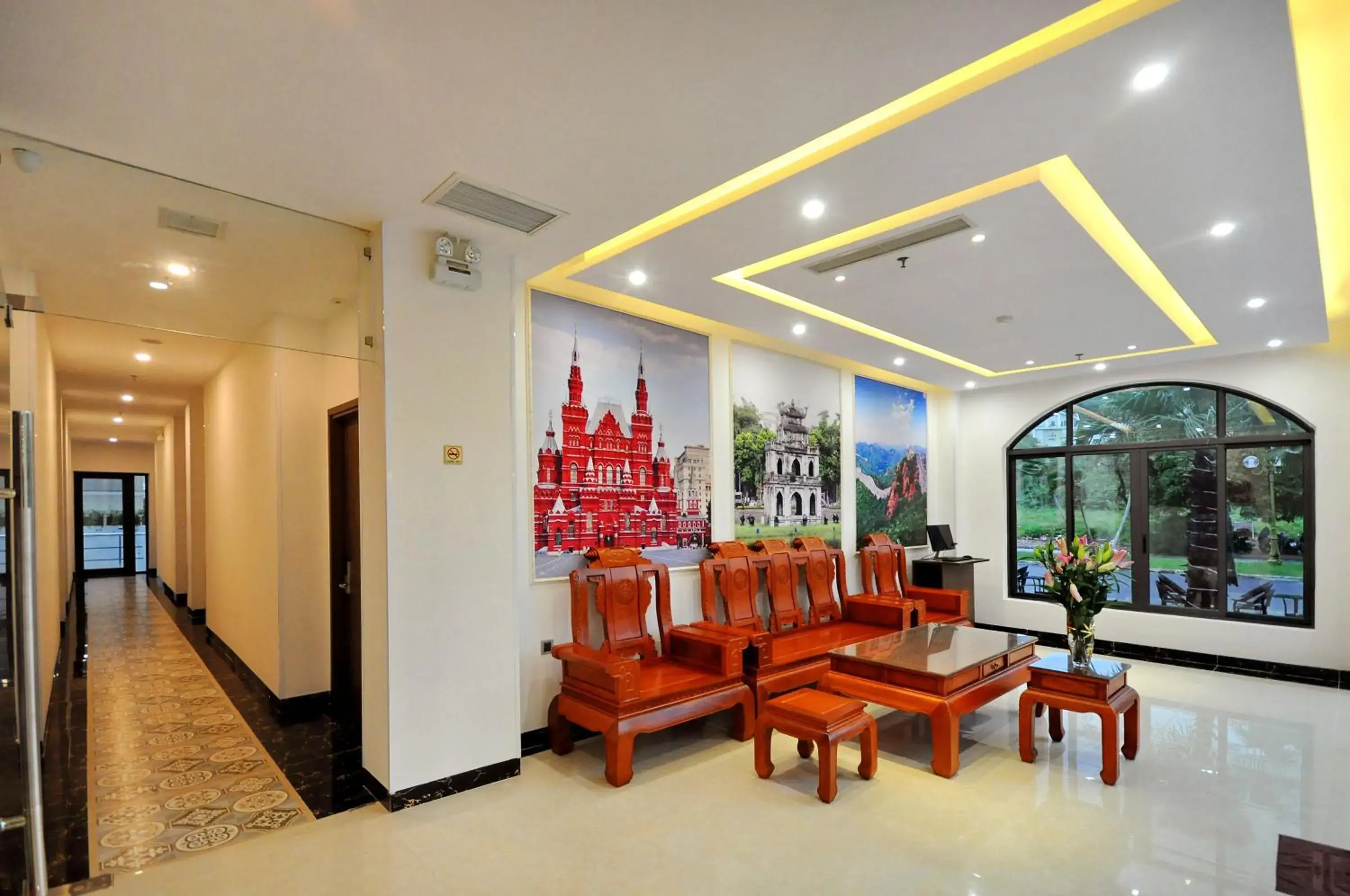 Lobby or reception in Crown Nguyen Hoang Hotel Lobby or reception in Crown Nguyen Hoang Hotel