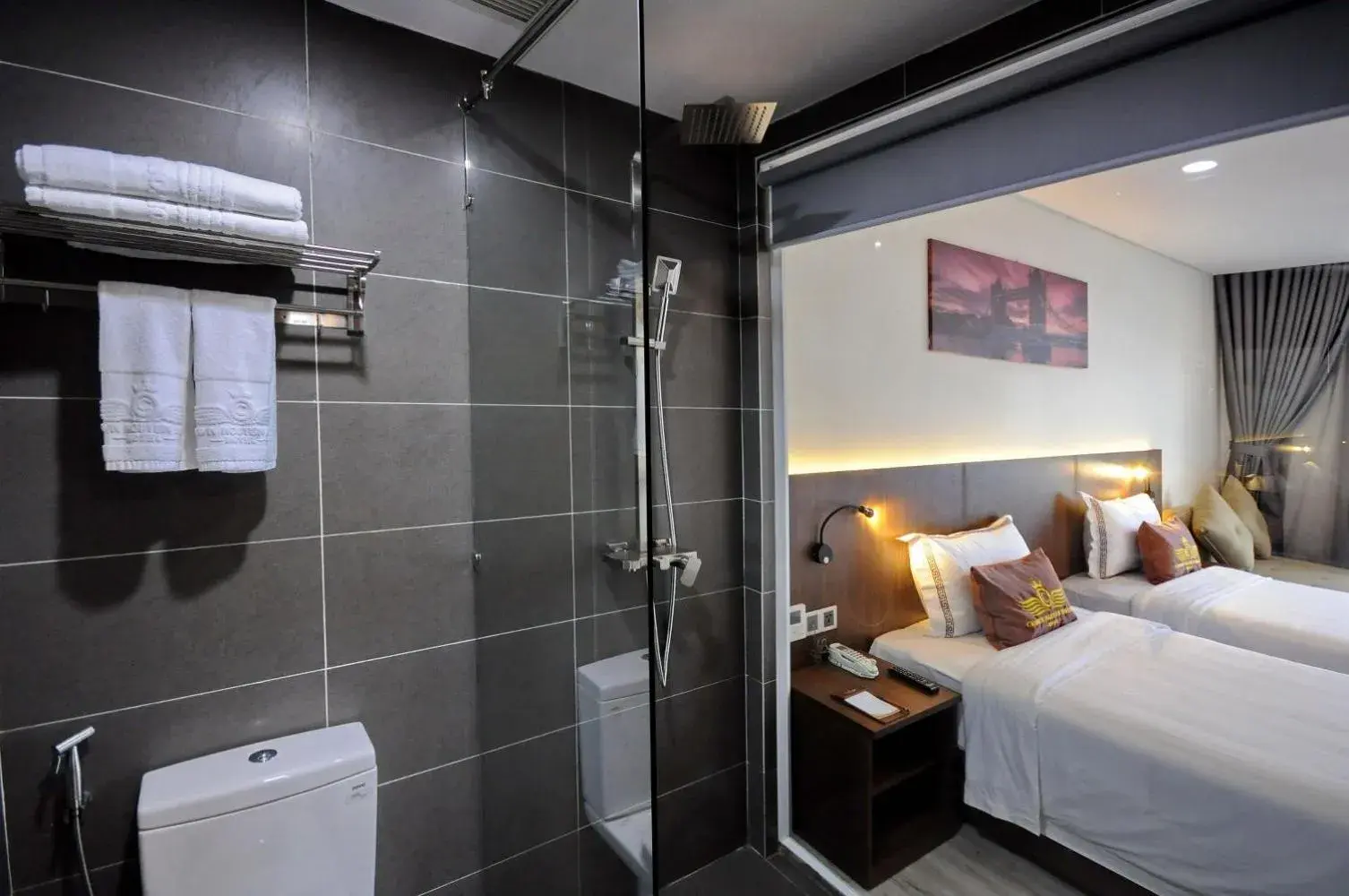 Shower, Bed in Crown Nguyen Hoang Hotel Shower, Bed in Crown Nguyen Hoang Hotel