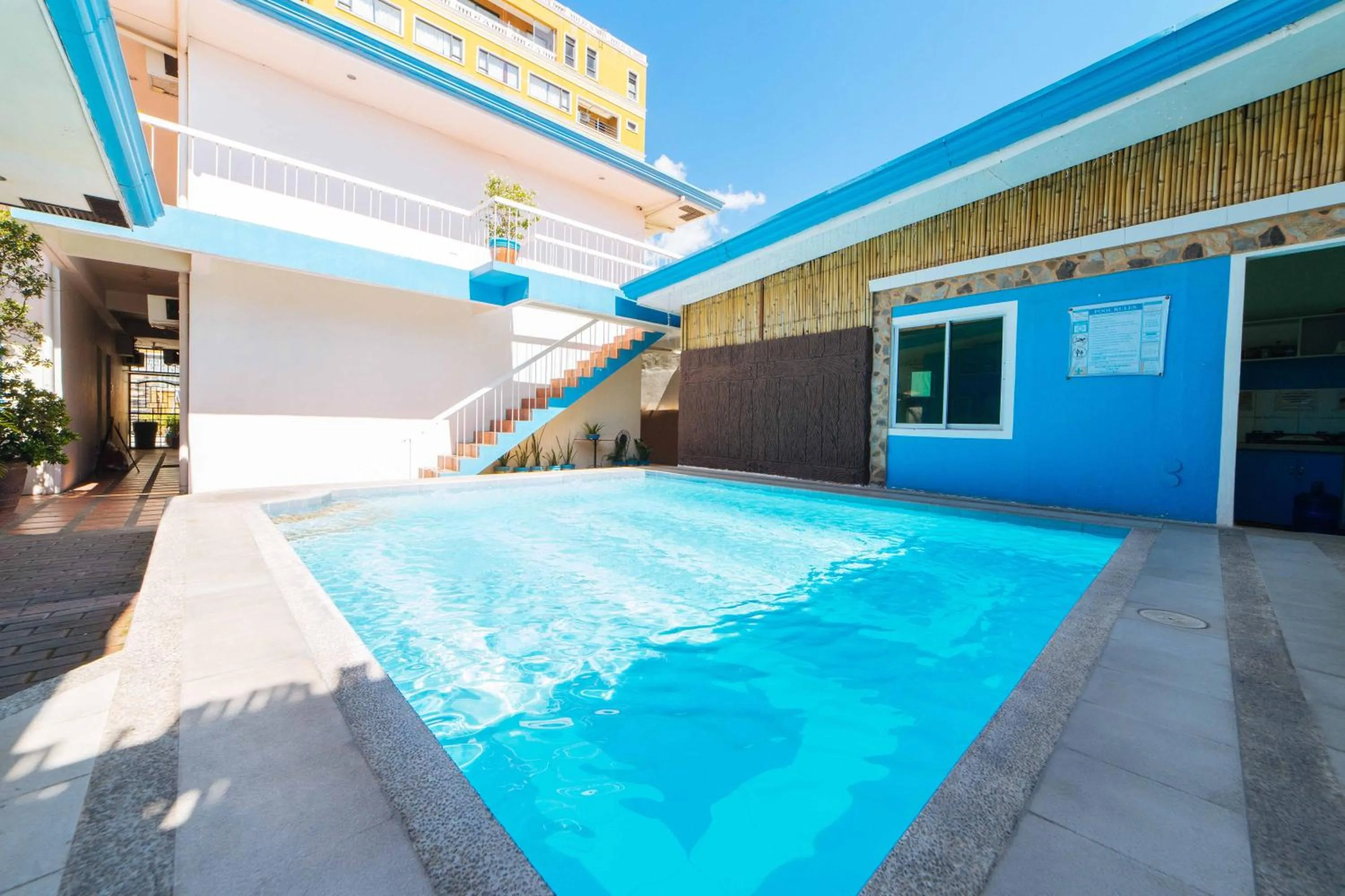 Swimming pool in RedDoorz near Walking Street Angeles City