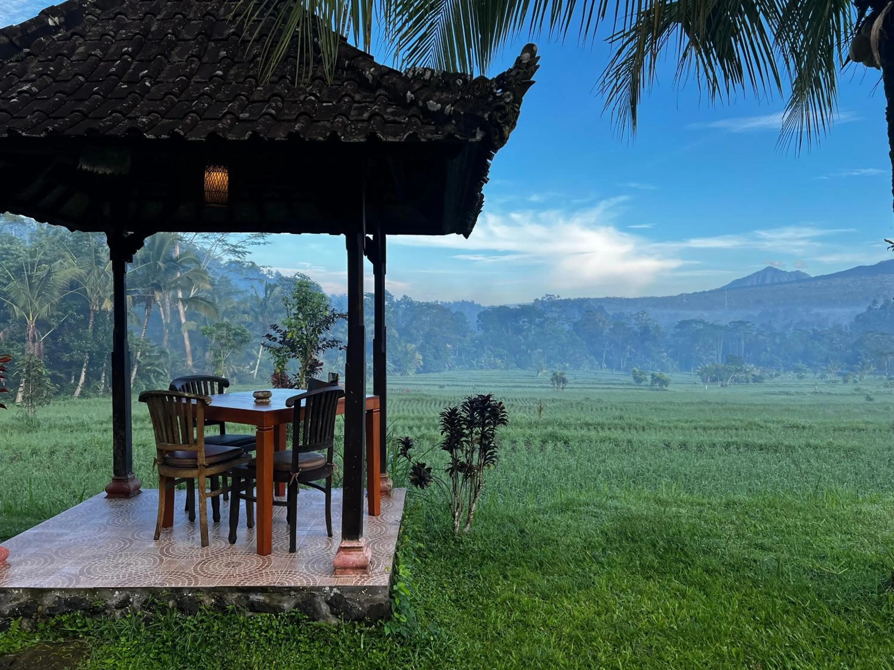 Garden in Great Mountain Views Villa Resort