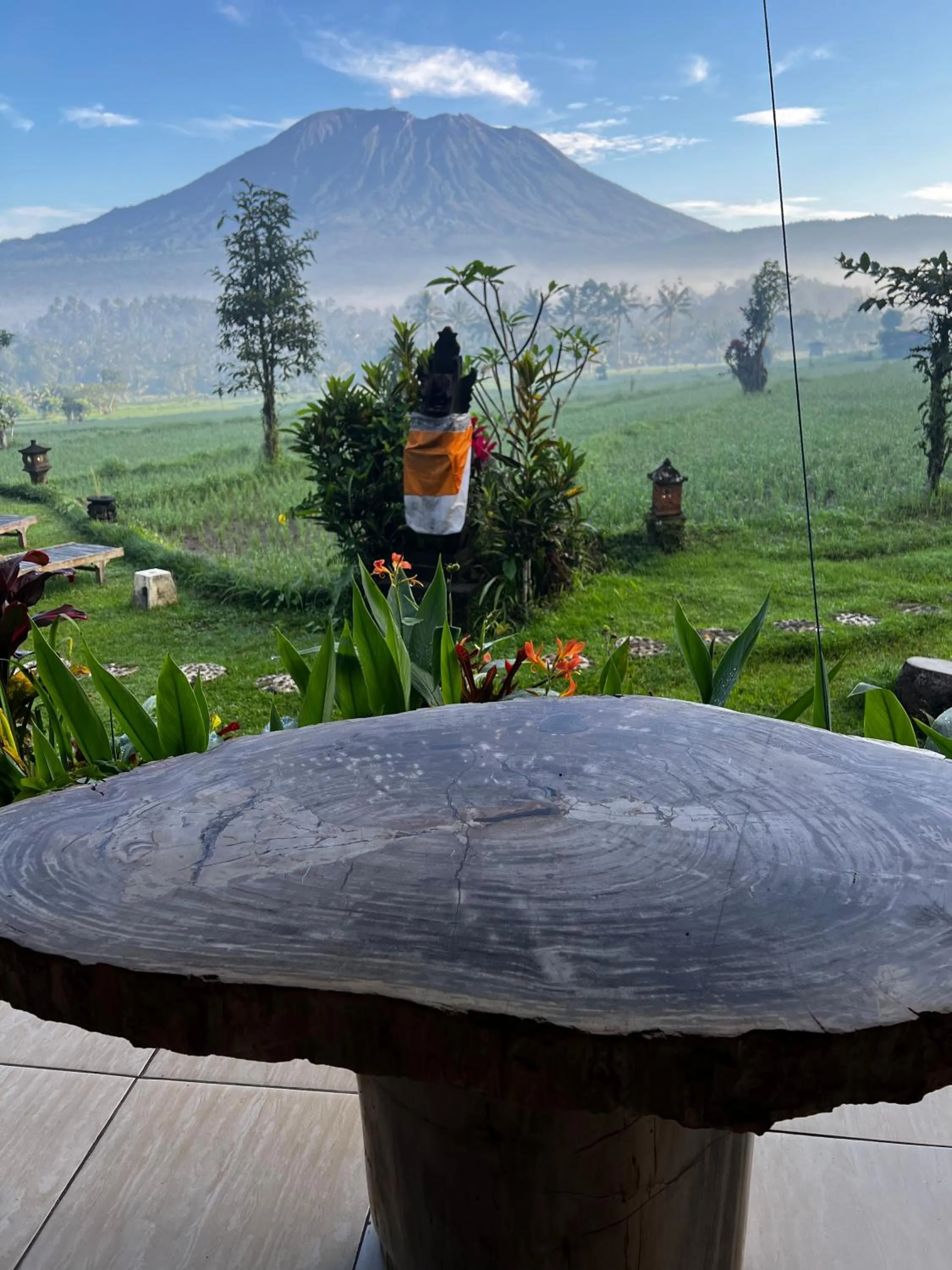 Restaurant/places to eat in Great Mountain Views Villa Resort