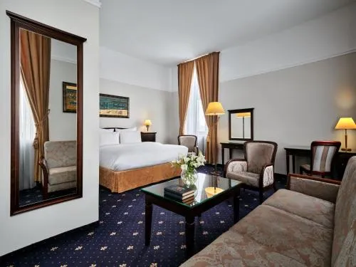 Hotel President
