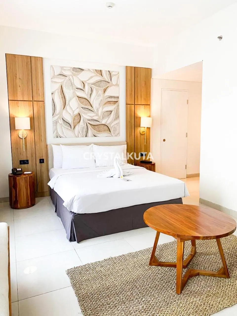 Property building, Bed in Crystalkuta Hotel - Bali