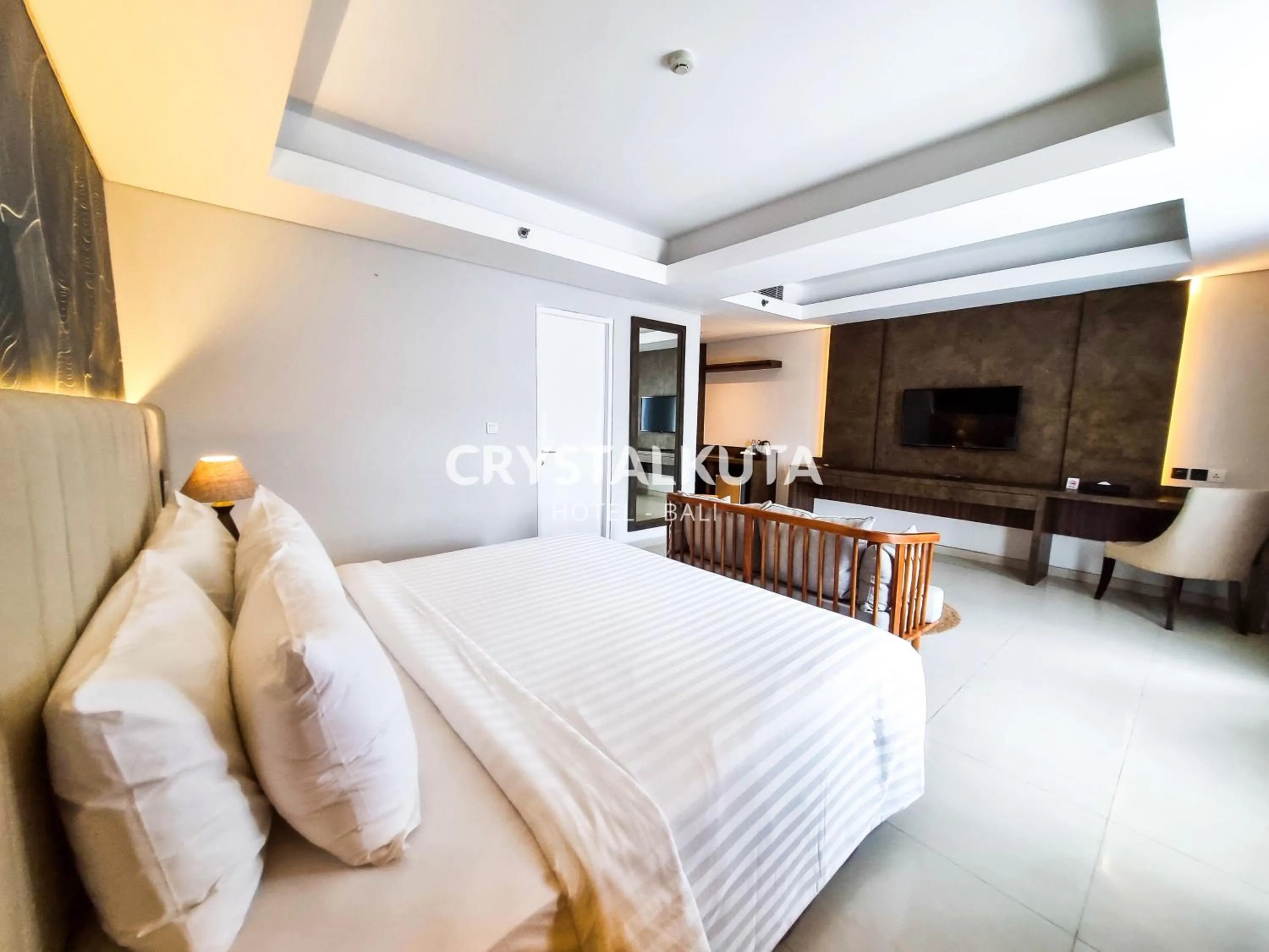Property building, Bed in Crystalkuta Hotel - Bali