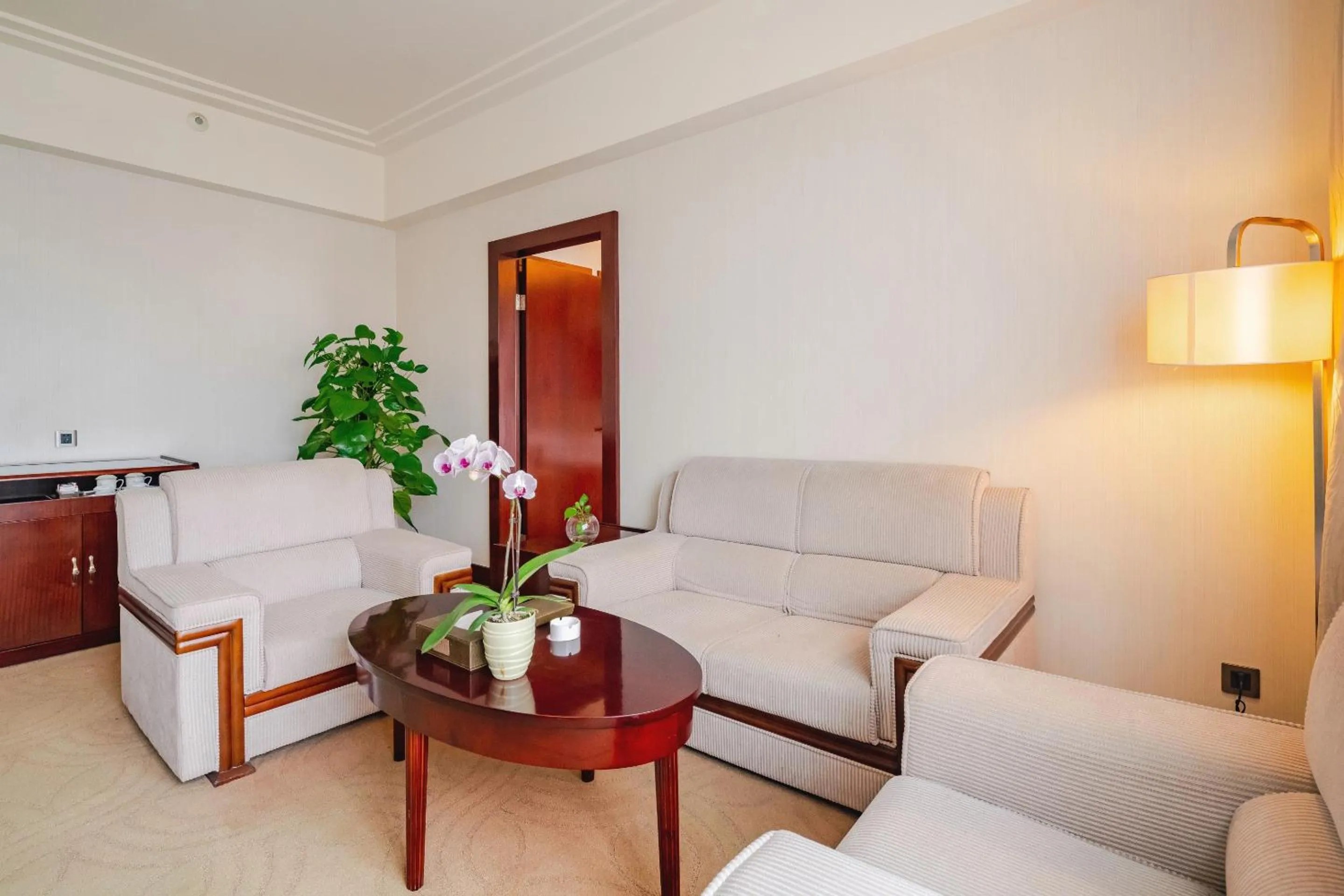 Ramada Chengdu North