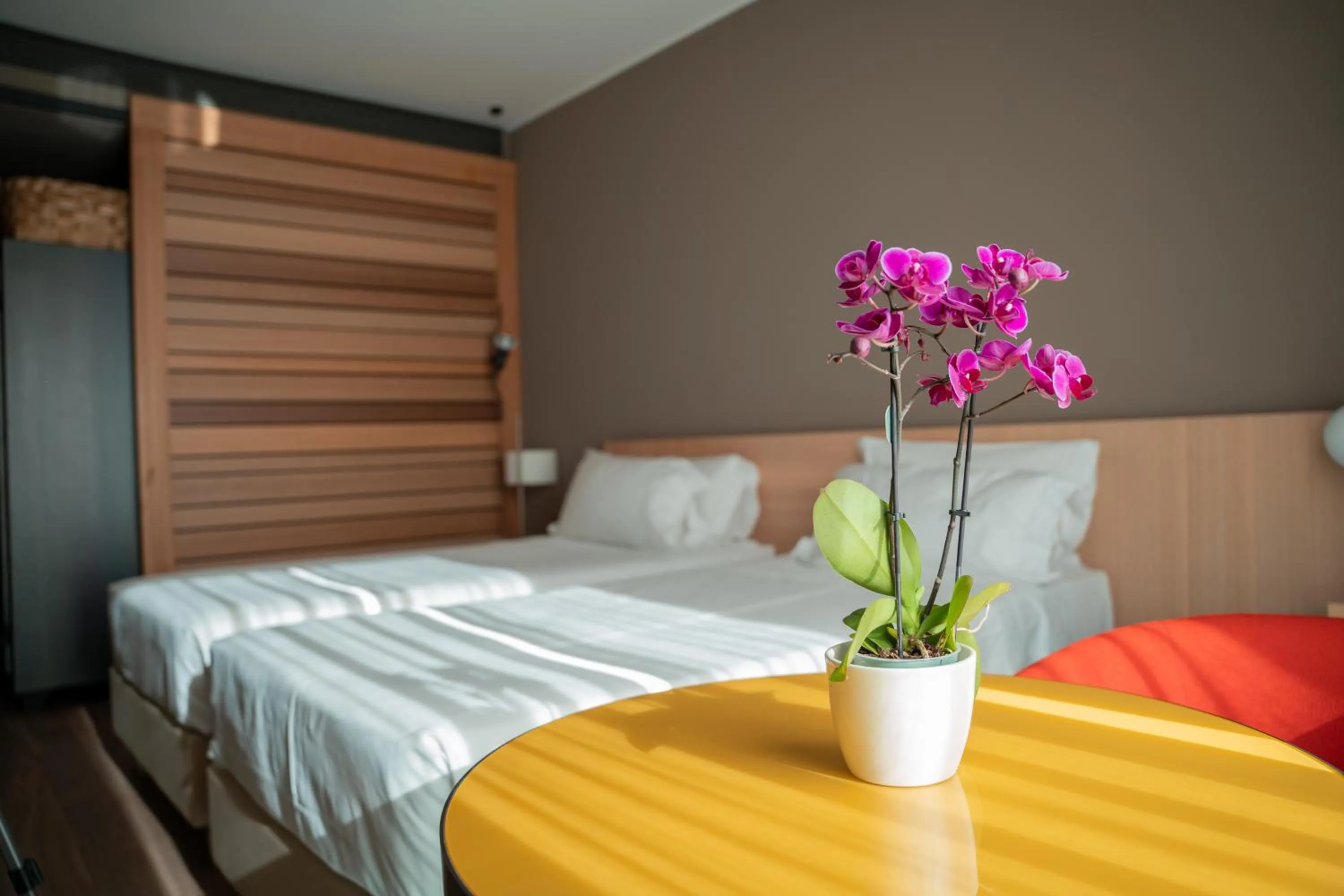 Property building, Bed in Parc Hotel Billia