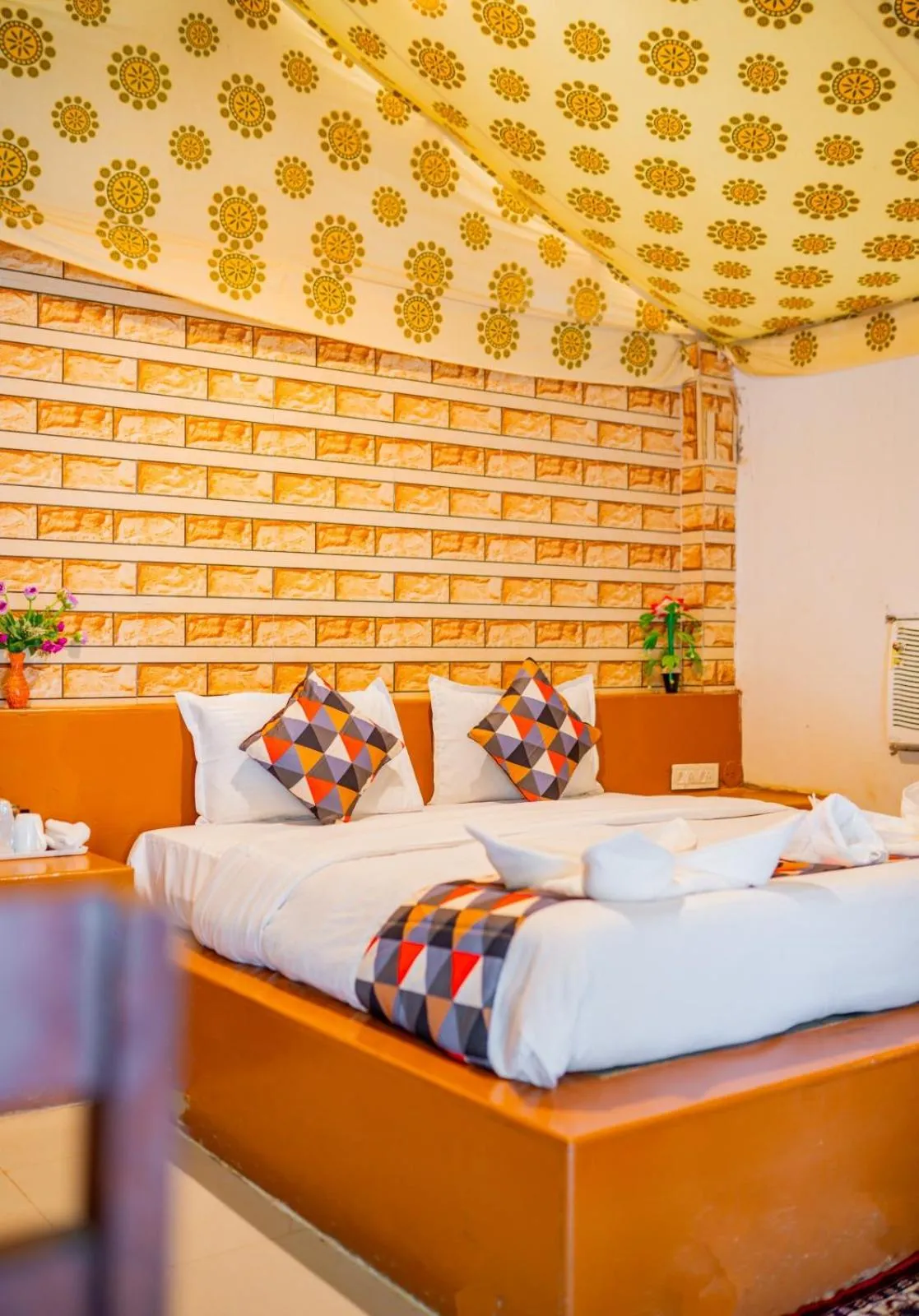 Bed in Royal Jaisalmer Resort with Swimming Pool