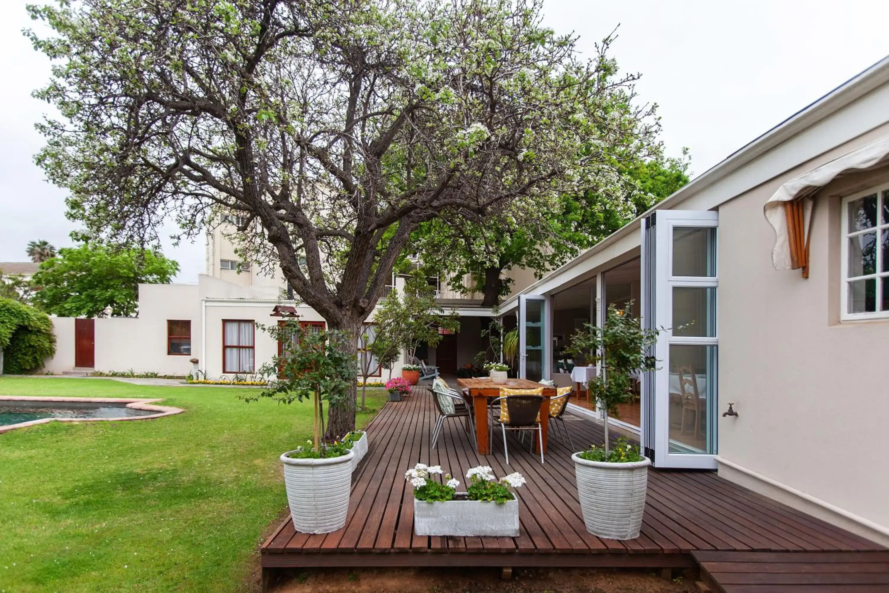 The Habit Guesthouse The Habit Guesthouse