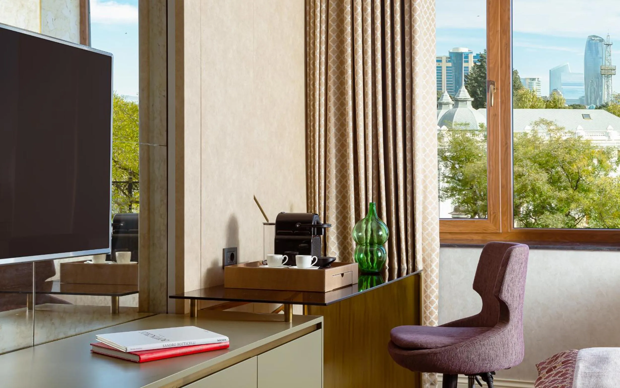 TV and multimedia in ART Gallery Hotel