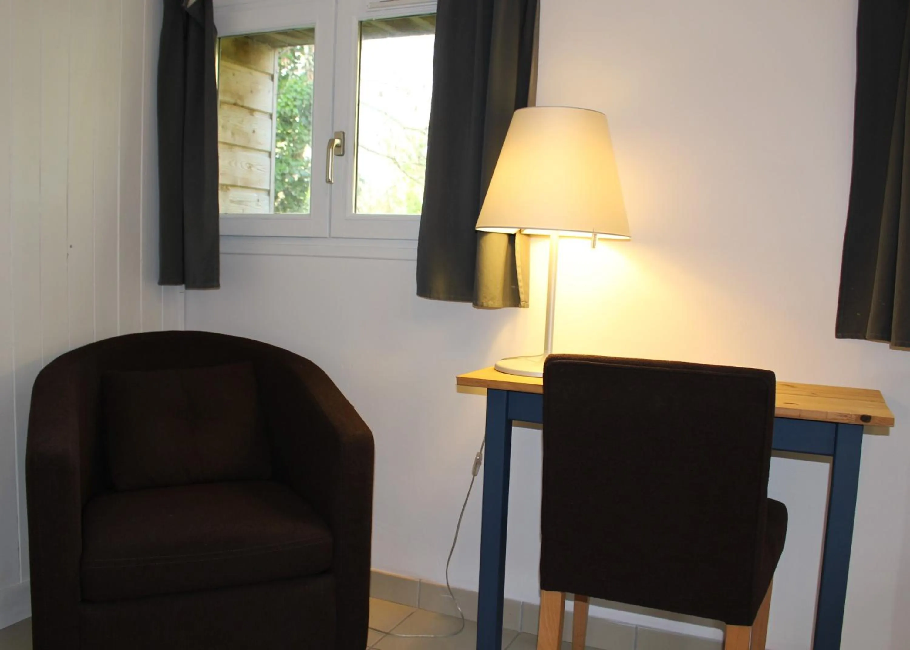 Bedroom in Hôtel Naéco Audierne