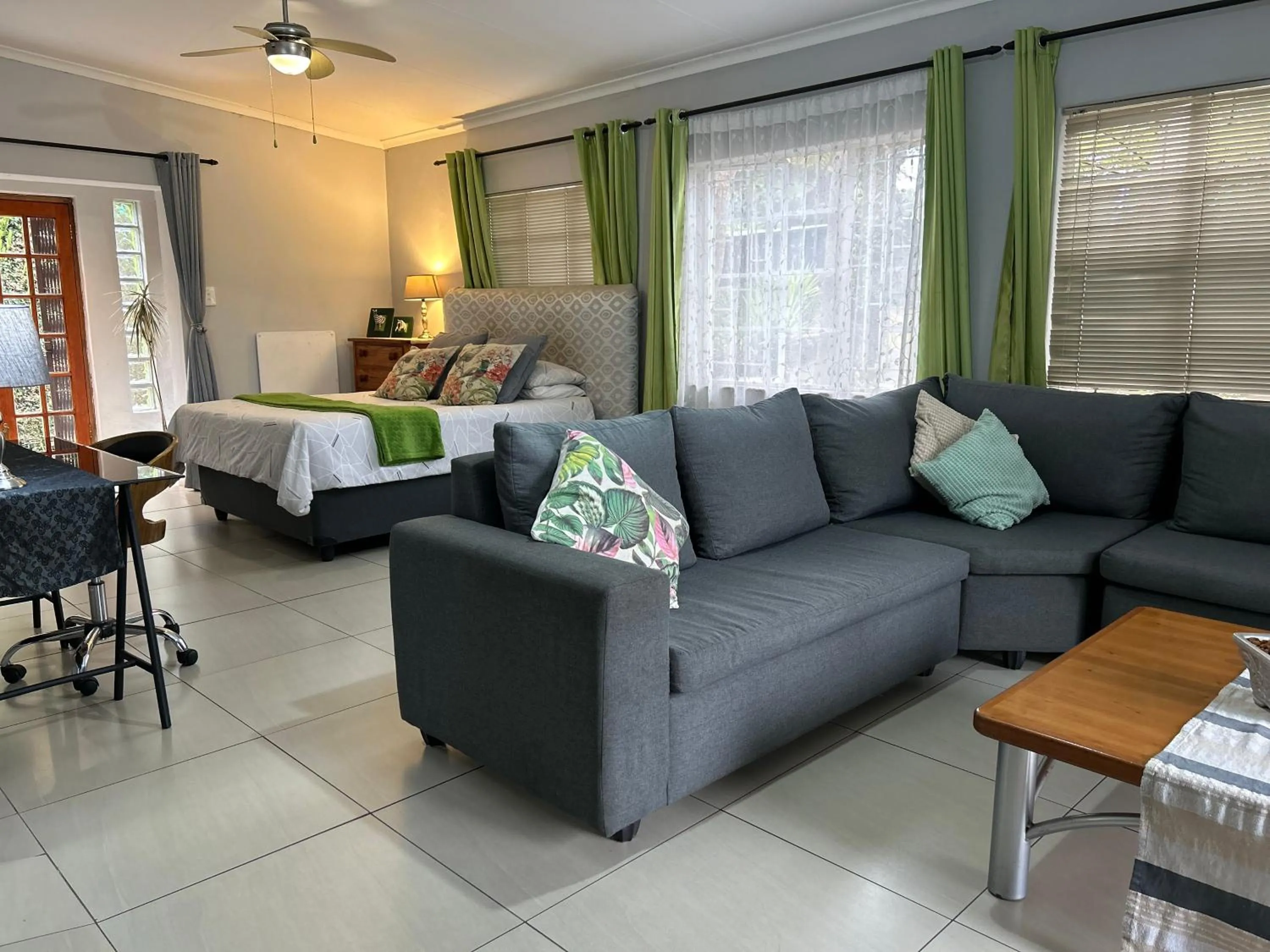 Bed in Sabie Self Catering Apartments