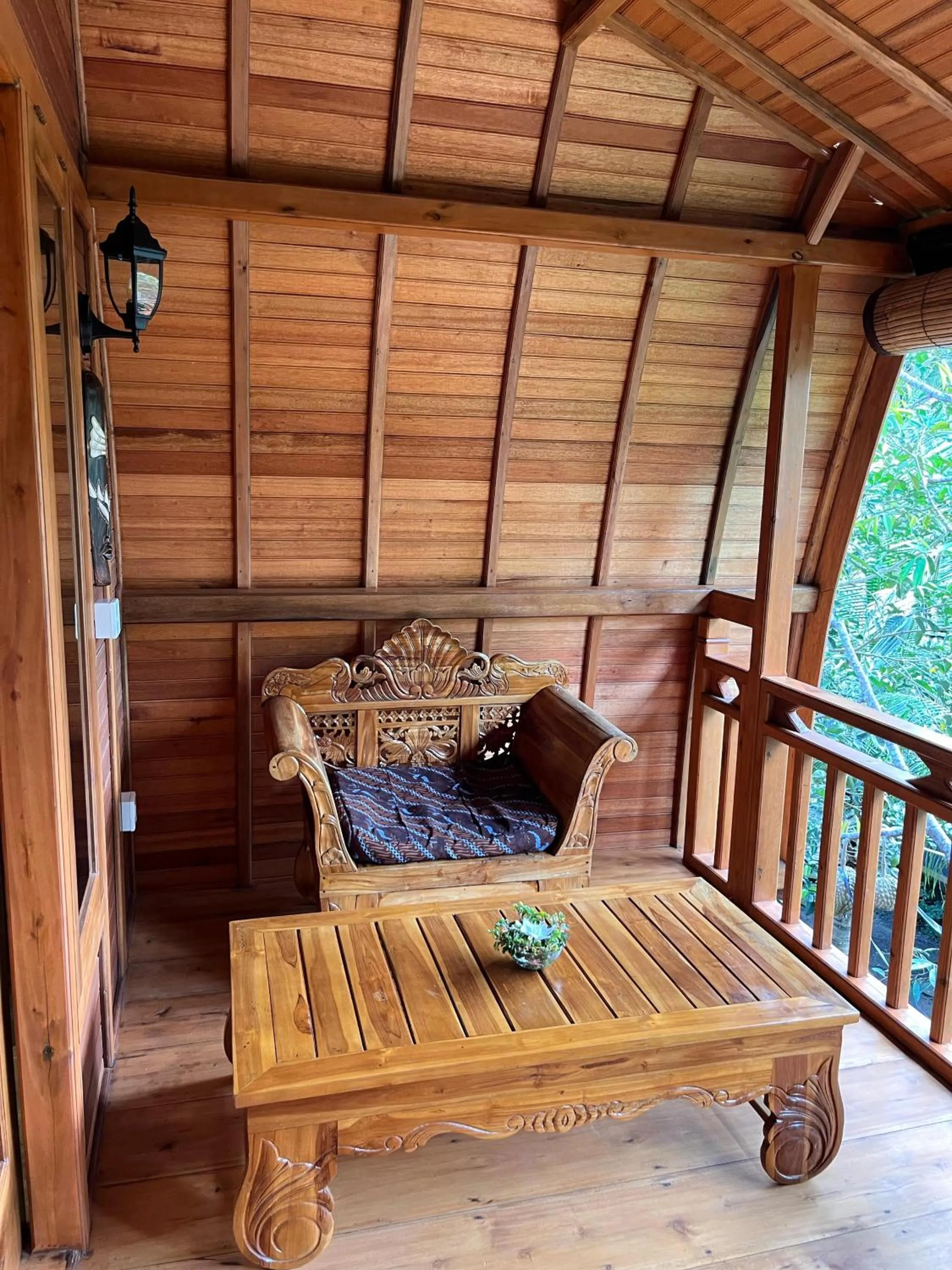 Inner courtyard view in Khrisna Hs and Cottages