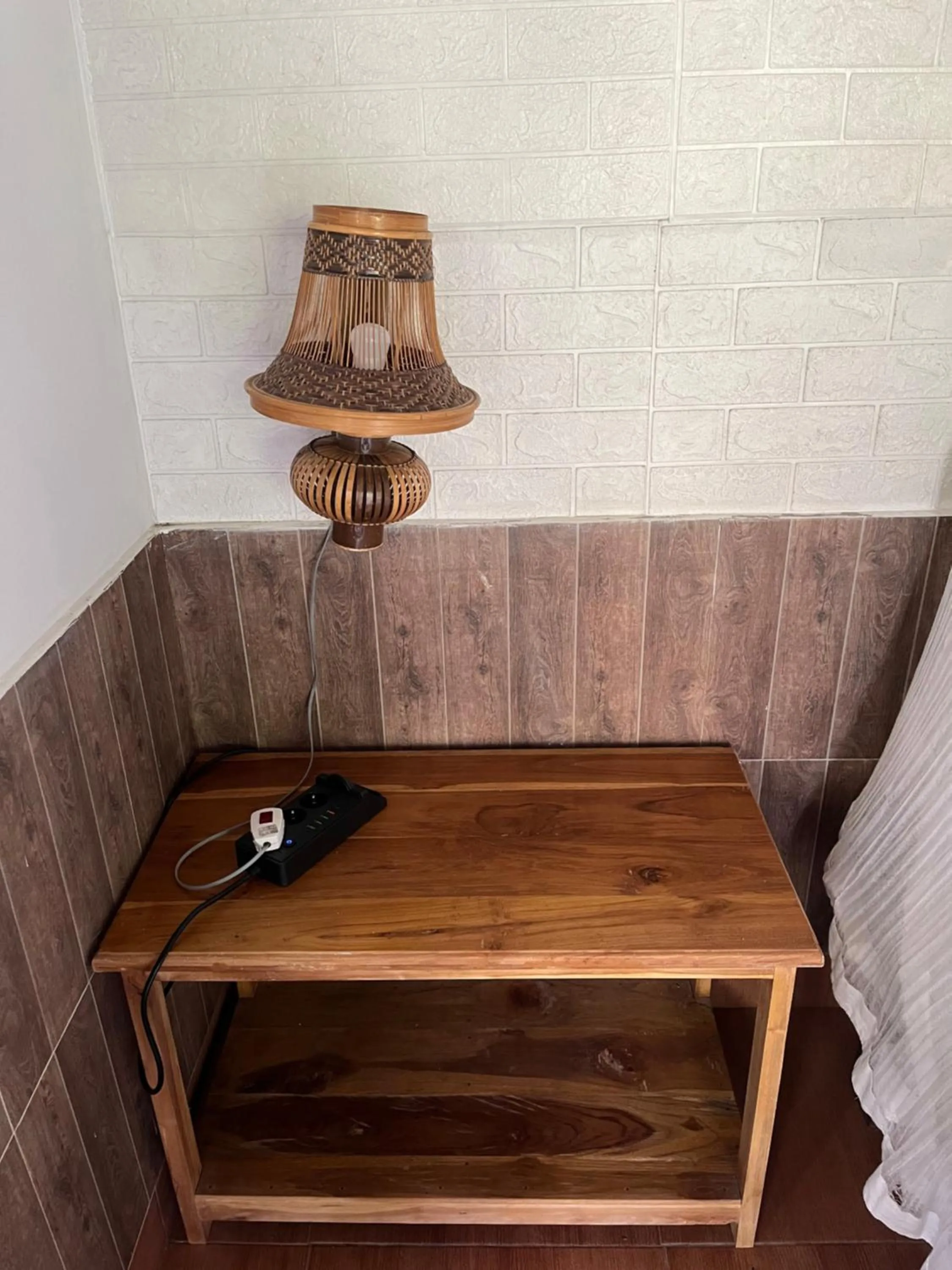 Khrisna Hs and Cottages