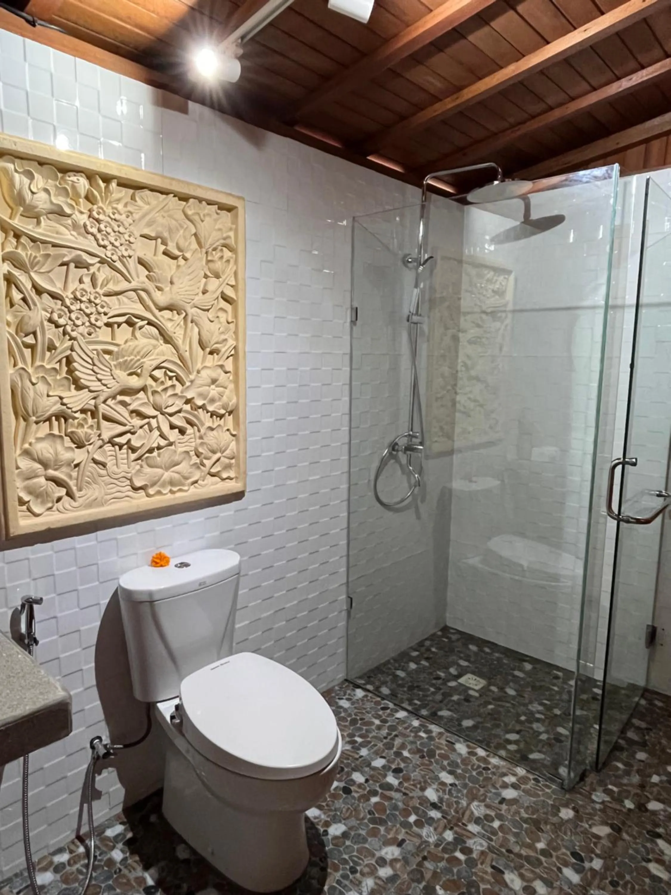 Shower in Khrisna Hs and Cottages